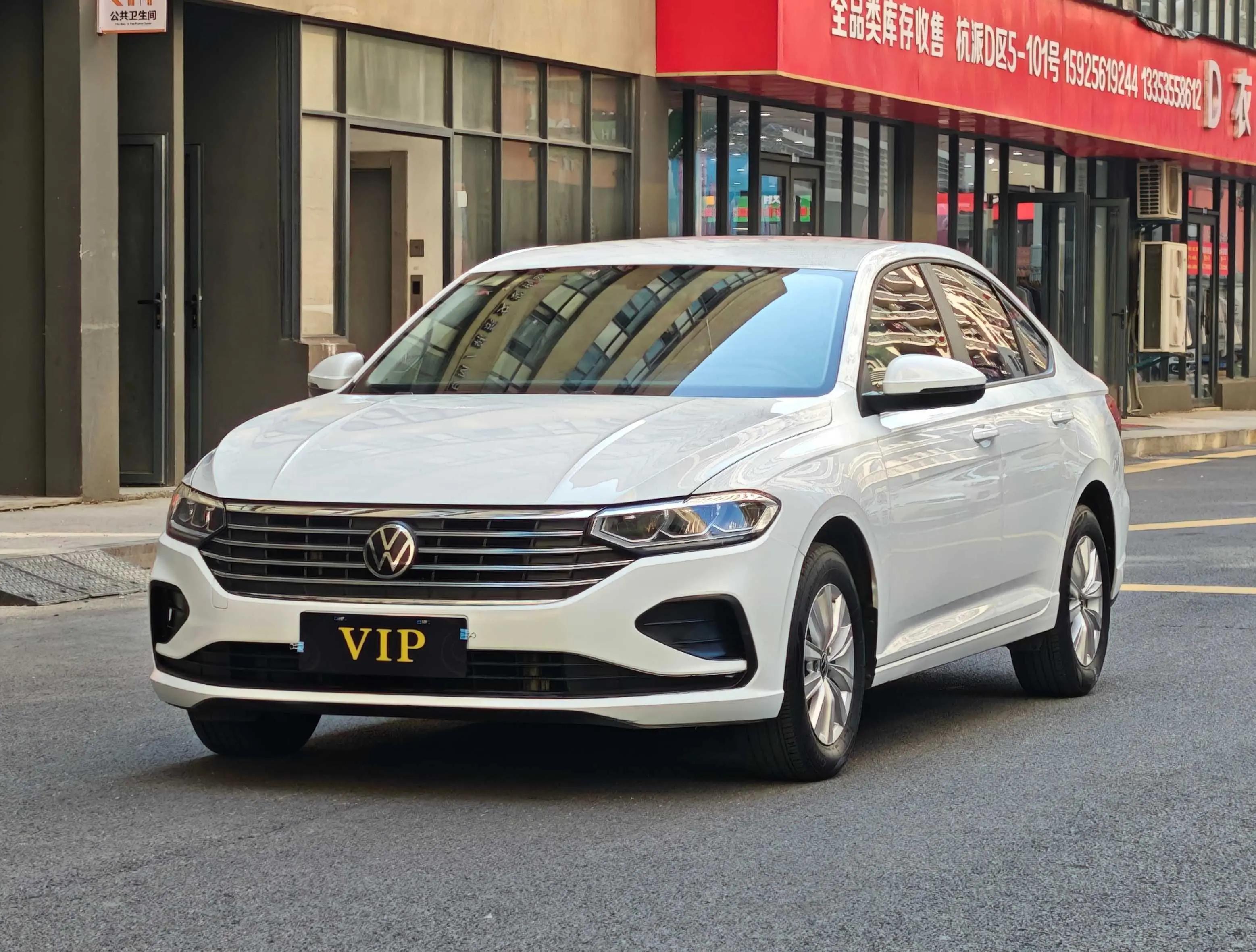 Volkswagen Lavida 2023 г. 50124 км.