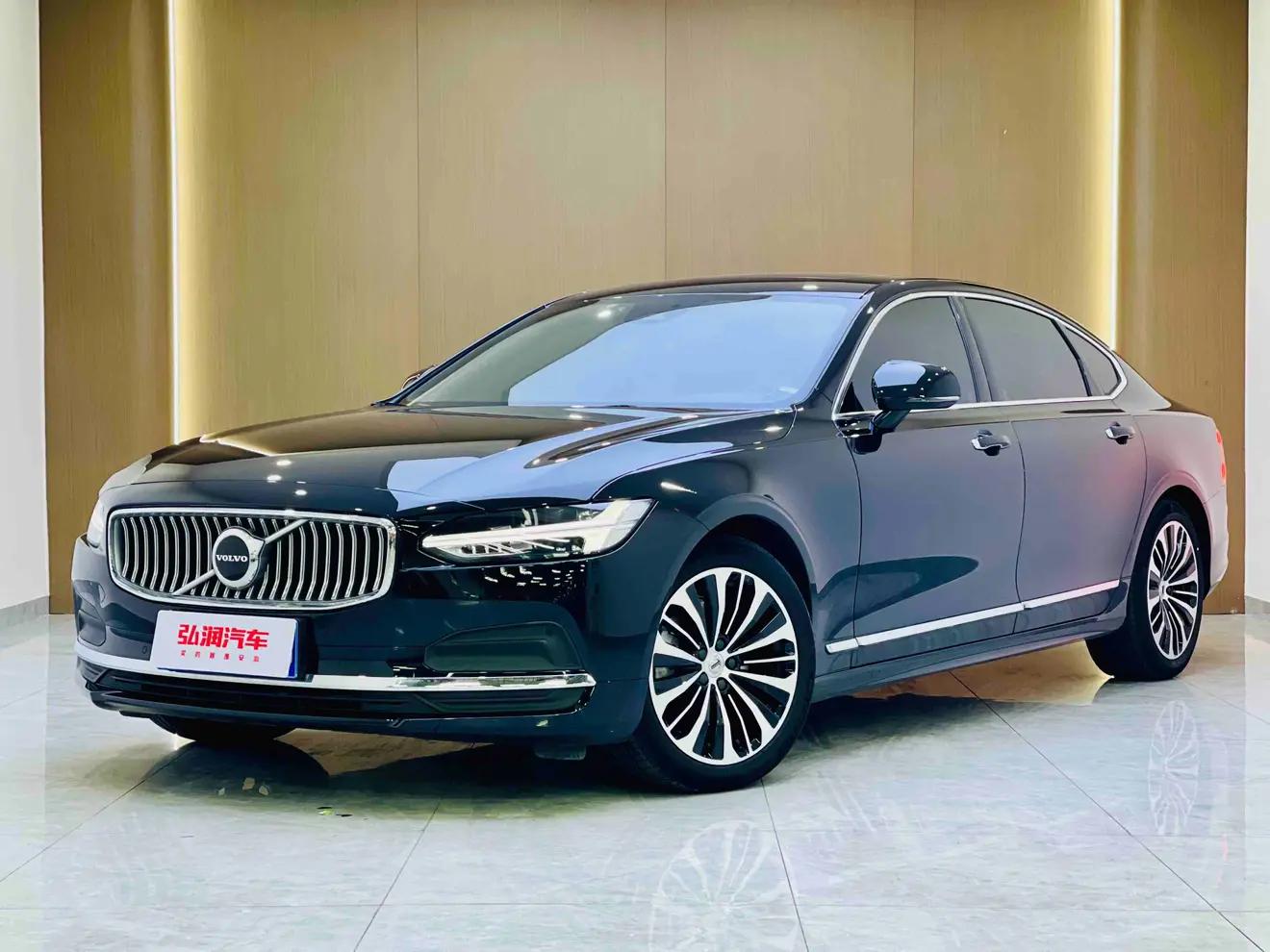 Volvo S90 2023 г. 46029 км.