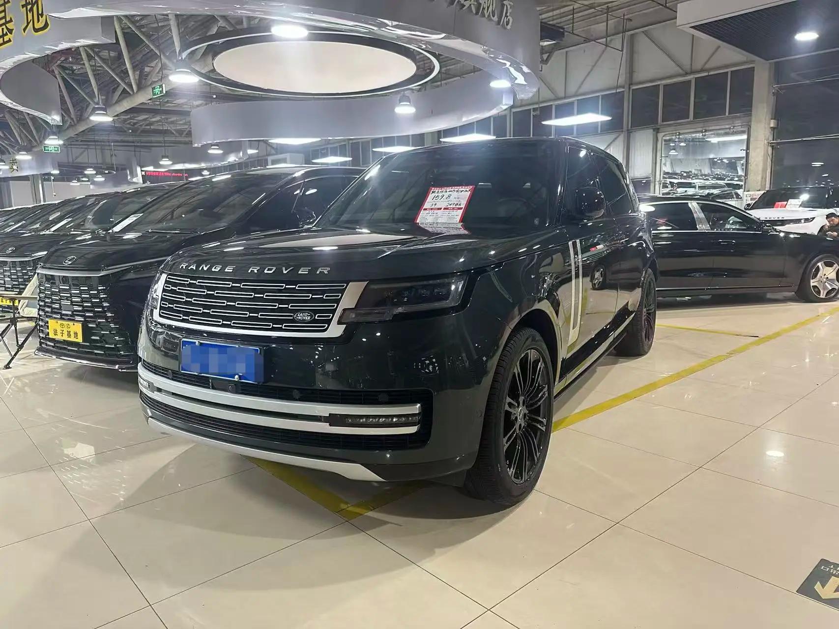 Land Rover Range rover 2024 г. 37104 км.