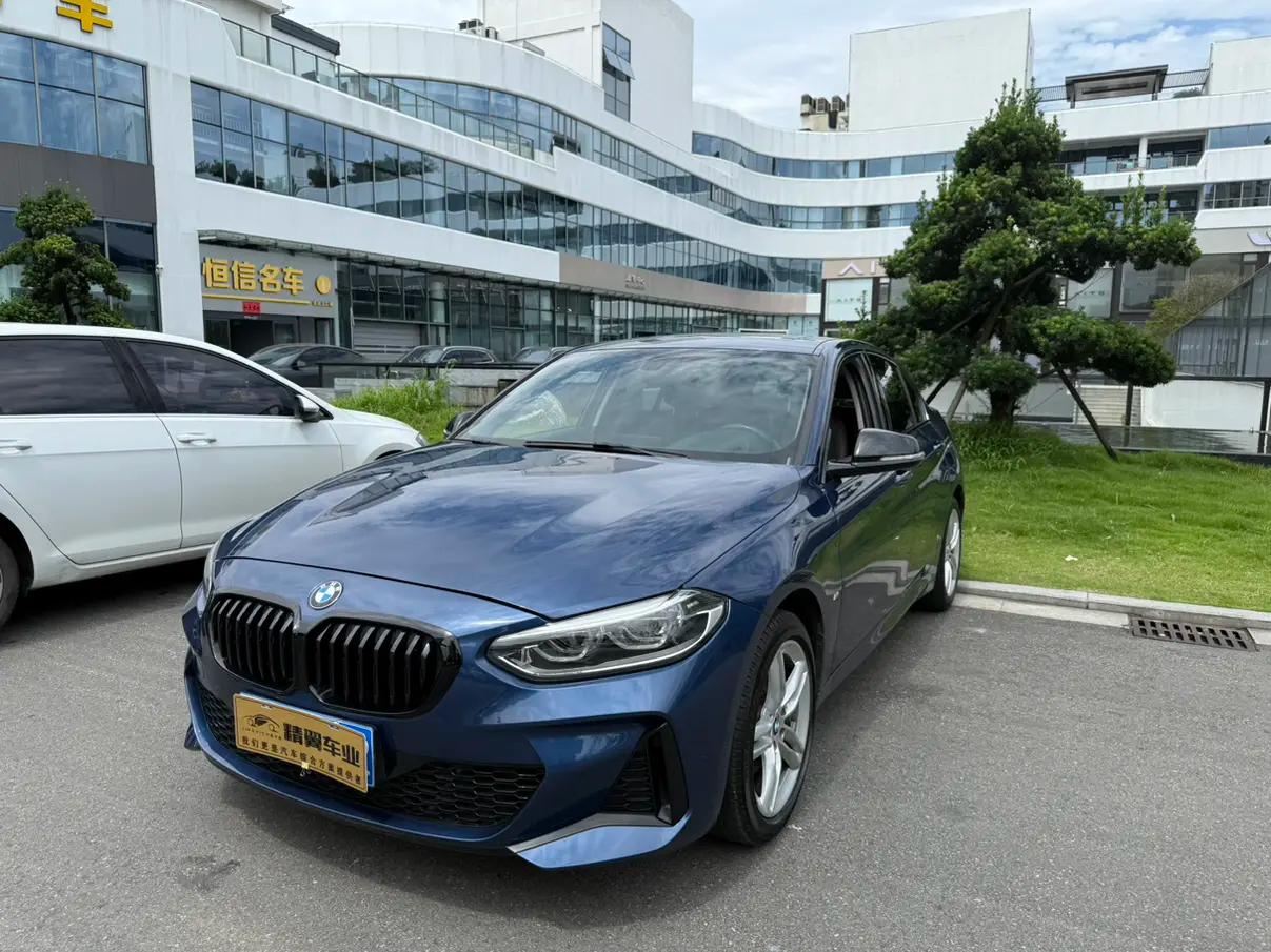 BMW 1 Series 2021 г. 82095 км.