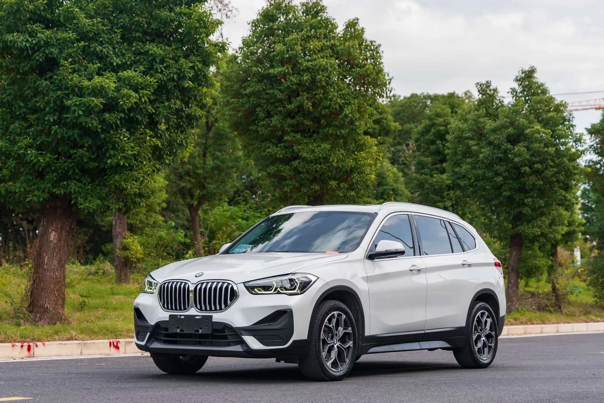BMW X1 2021 г. 24022 км.