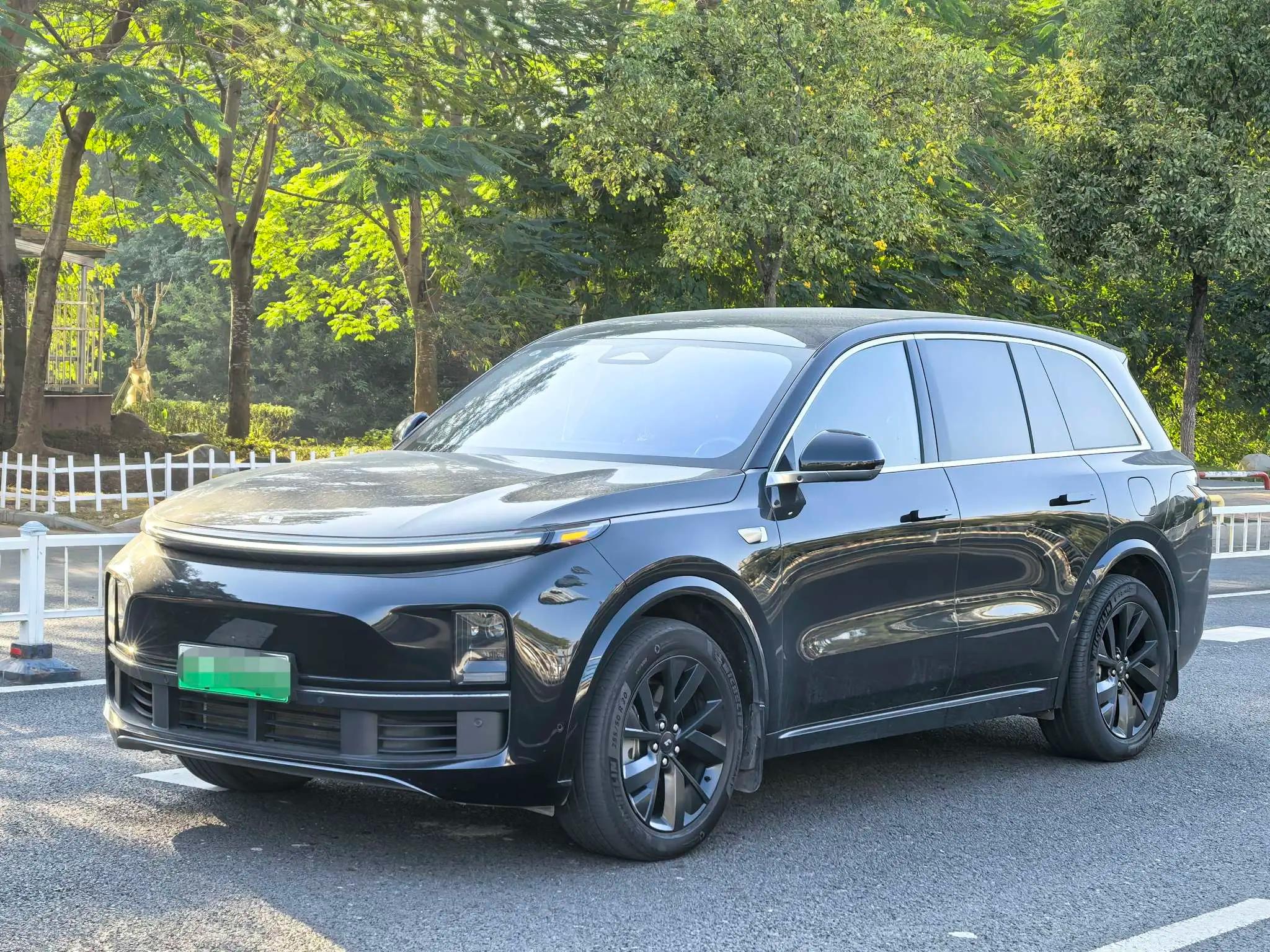 Lixiang L8 2023 г. 52015 км.