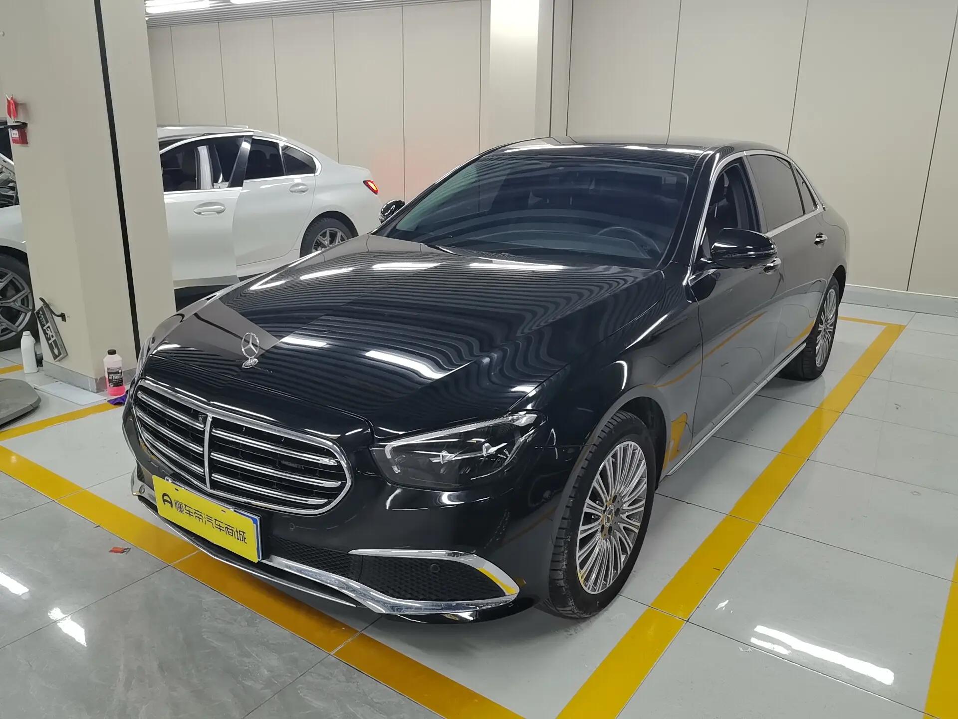 Mercedes-Benz E-Class 2023 г. 9628 км.