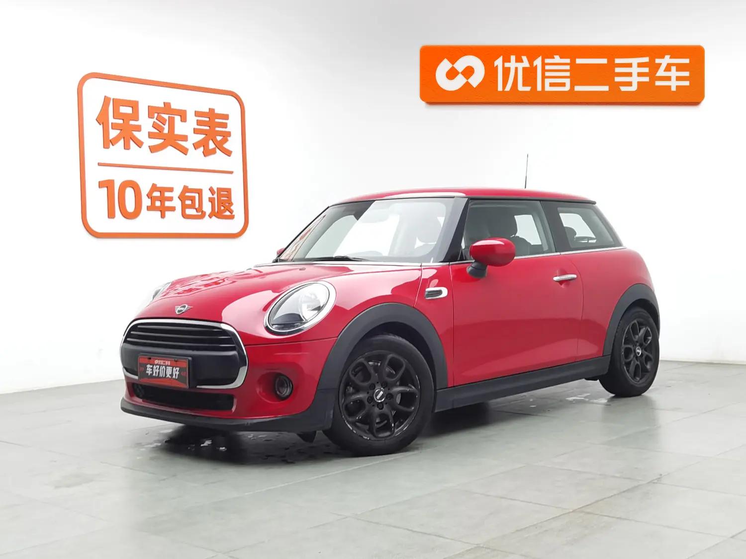 MINI  2021 г. 25919 км.