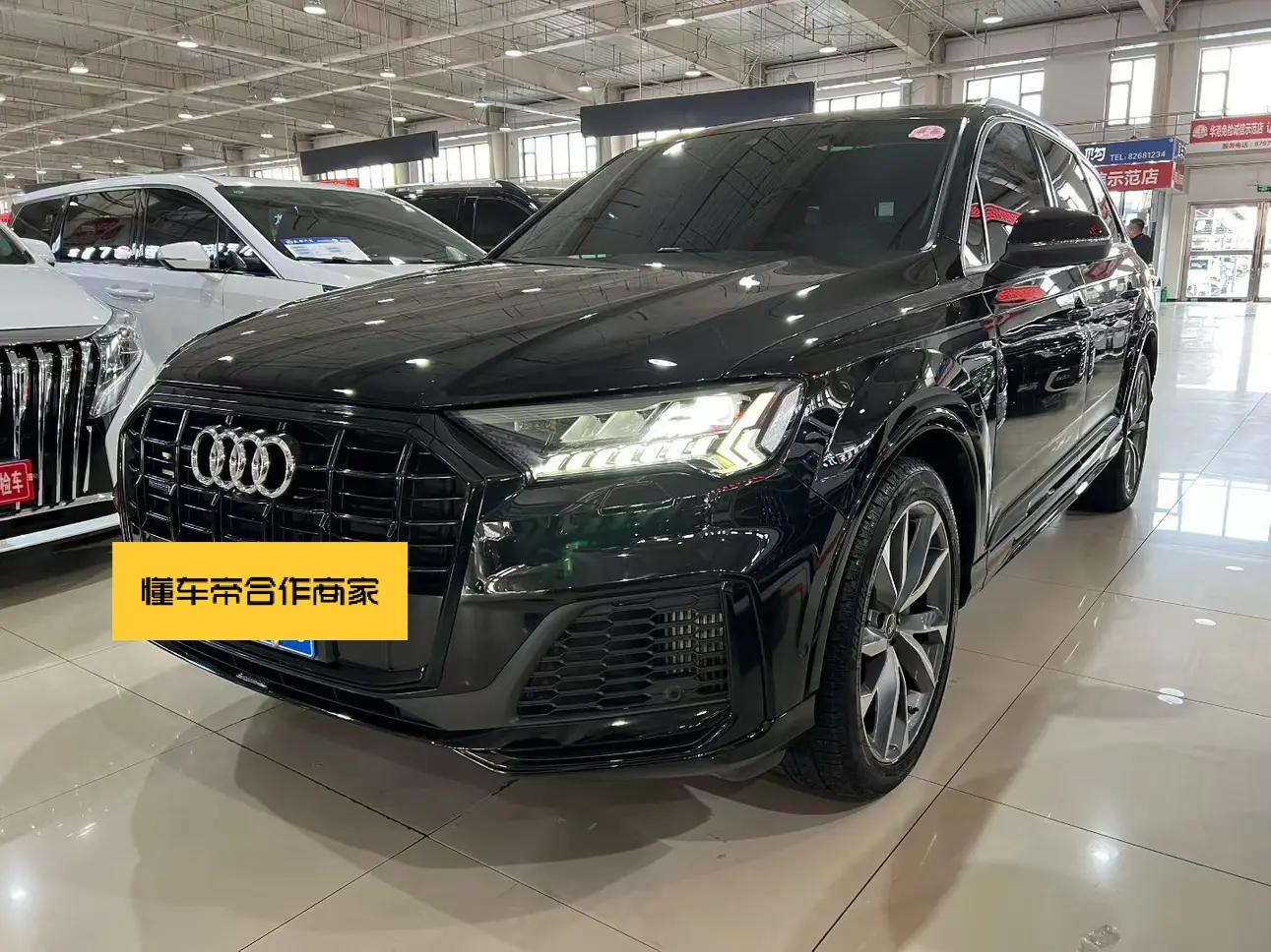 Audi Q7 2021 г. 129050 км.