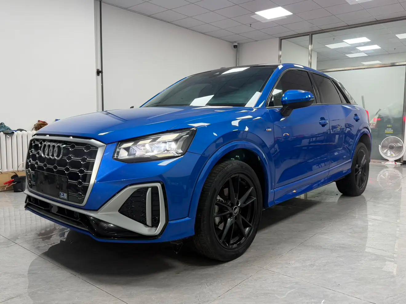 Audi Q2L 2022 г. 21023 км.
