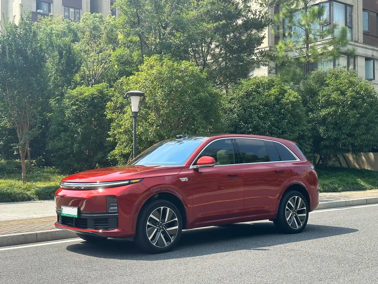 Lixiang L7 2024 г. 43089 км.