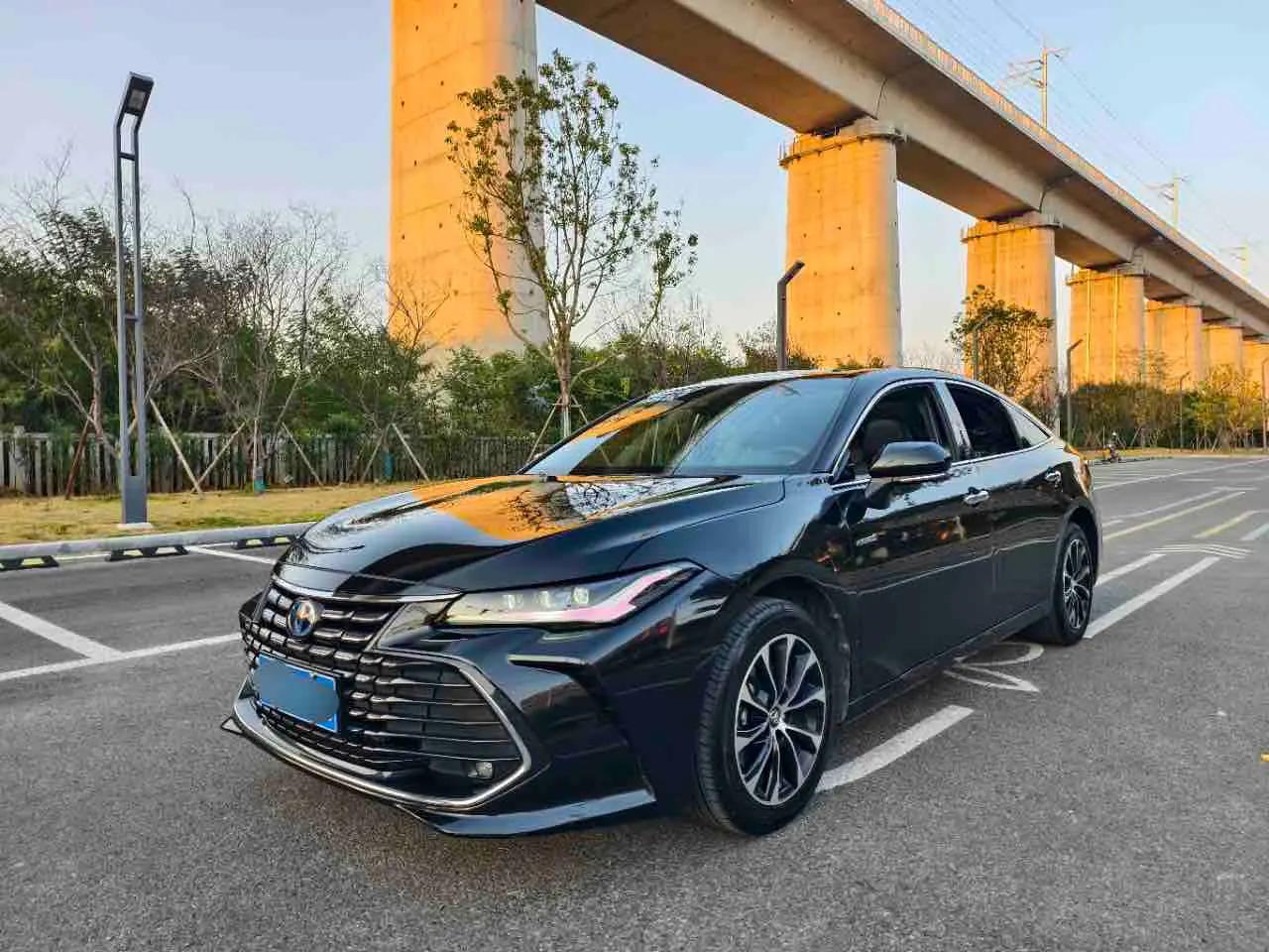 Toyota Avalon 2022 г. 54097 км.