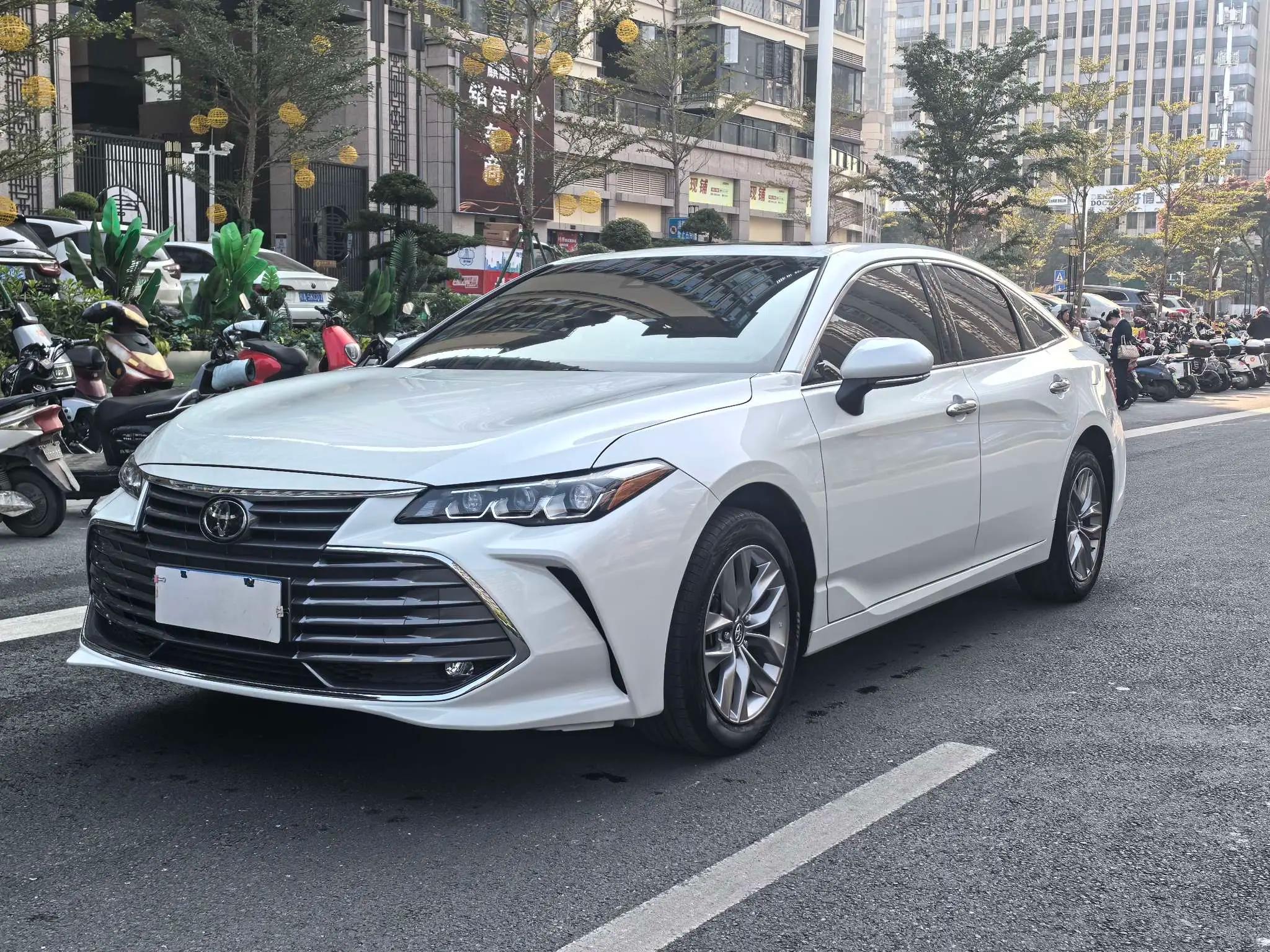 Toyota Avalon 2022 г. 62099 км.