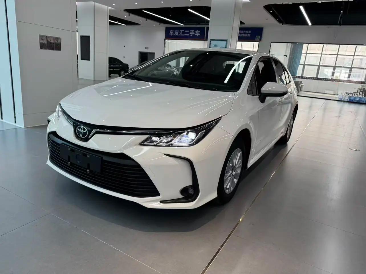 Toyota Corolla 2024 г. 40000 км.