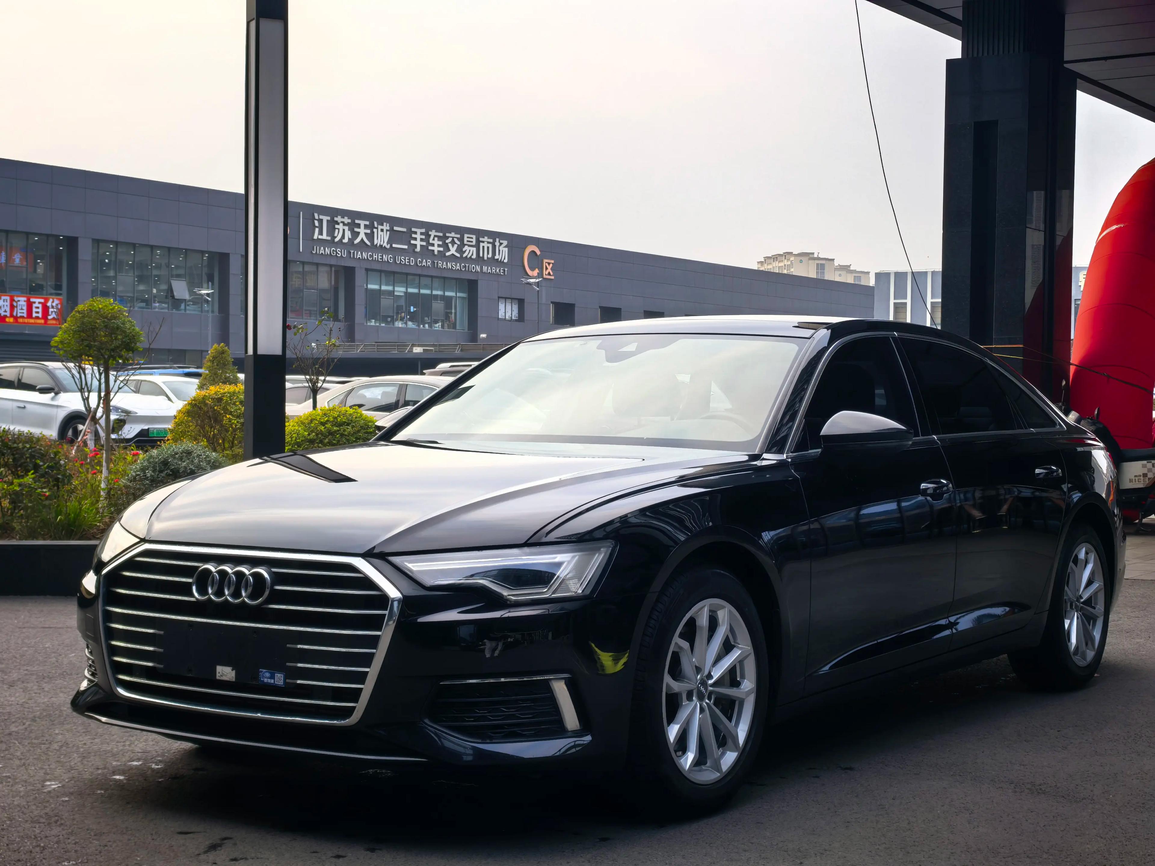 Audi A6L 2021 г. 90081 км.