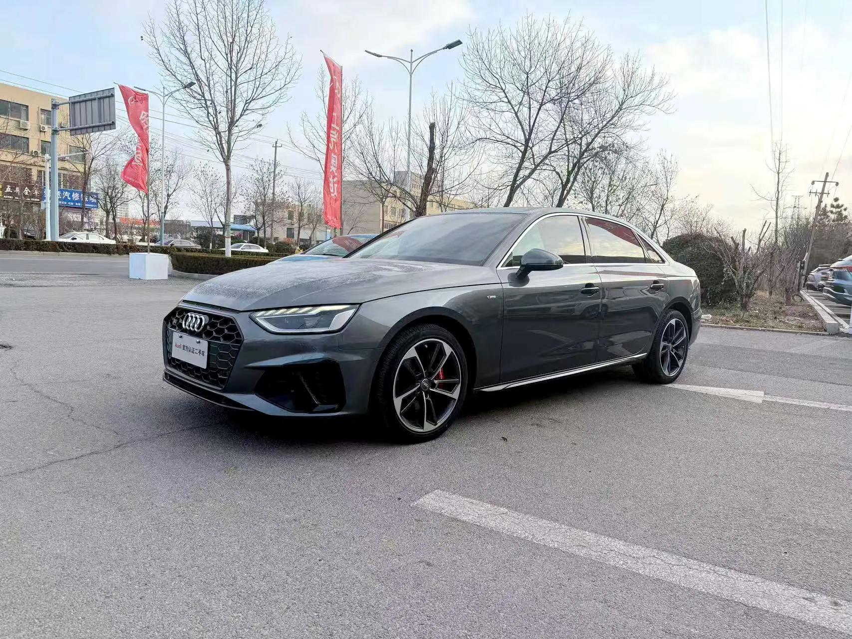 Audi A4L 2021 г. 75033 км.