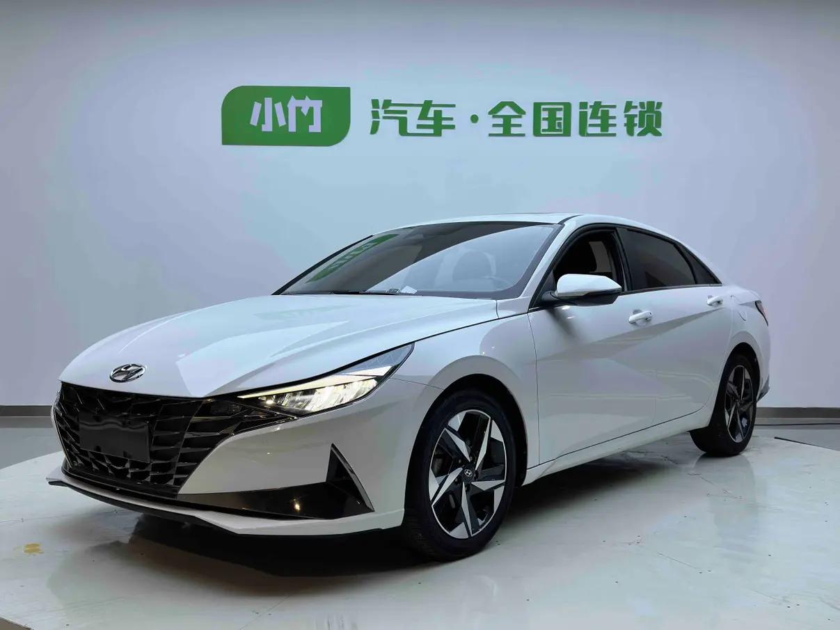 Hyundai Elantra 2022 г. 44039 км.