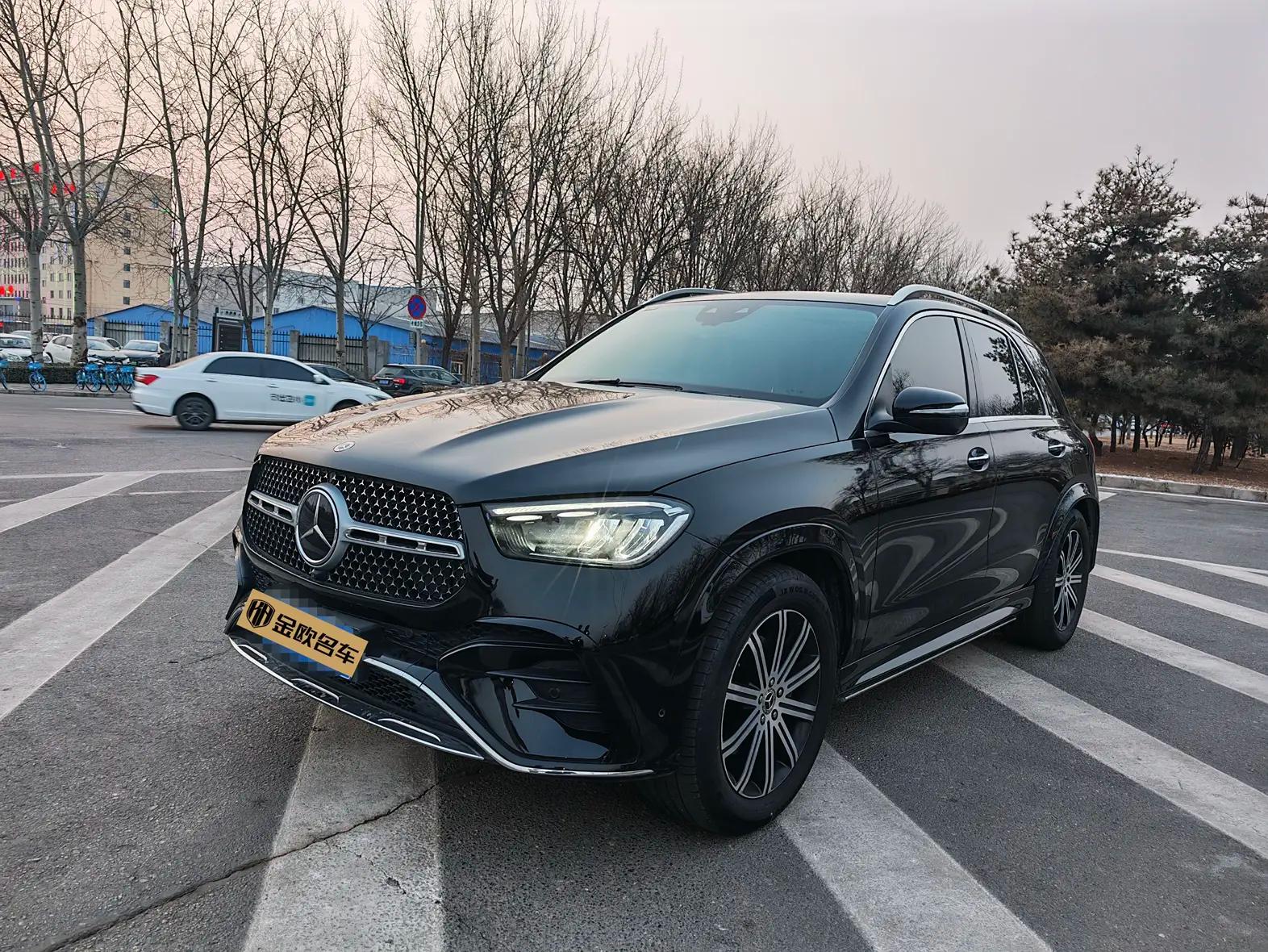 Mercedes-Benz GLE 2024 г. 26098 км.