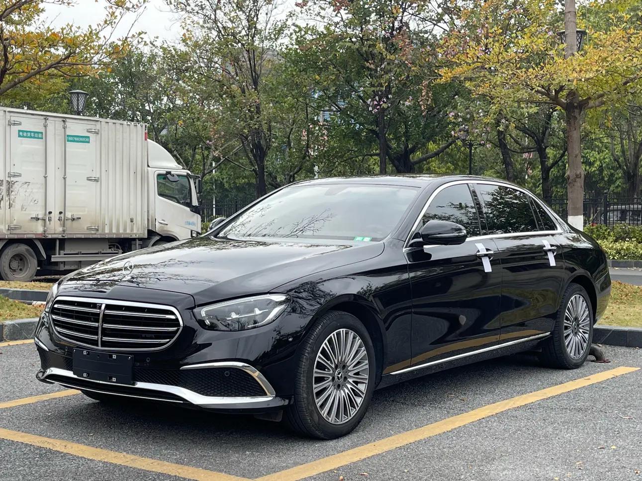 Mercedes-Benz E-Class 2023 г. 16097 км.