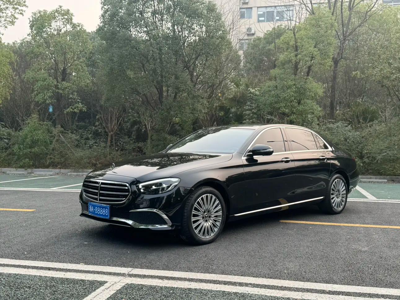 Mercedes-Benz E-Class 2021 г. 53042 км.