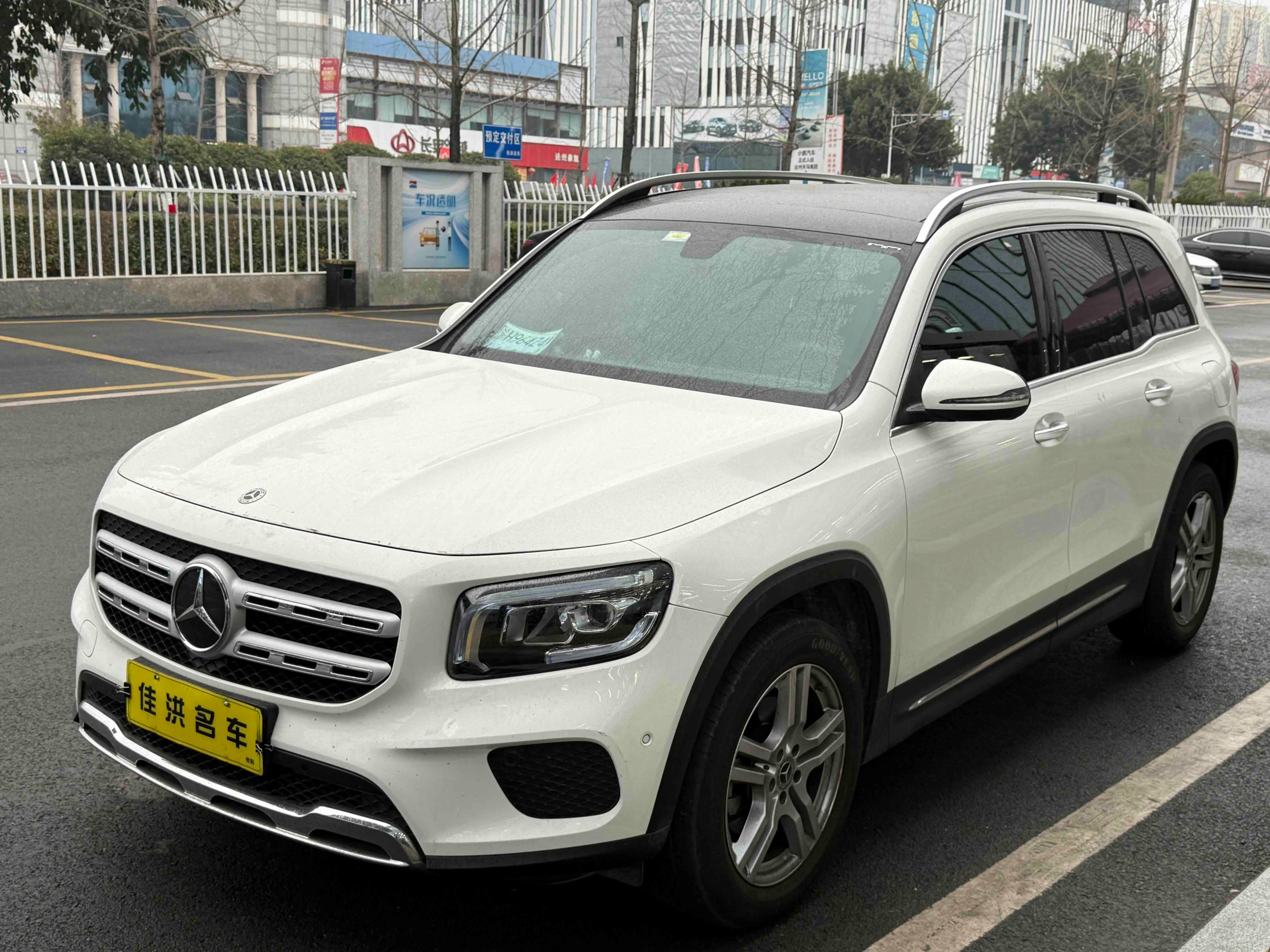 Mercedes-Benz GLB 2021 г. 49116 км.