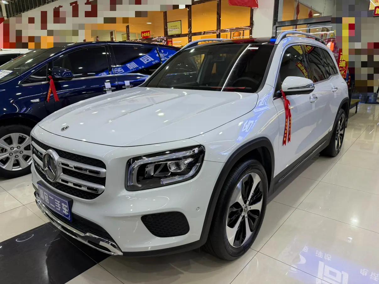 Mercedes-Benz GLB 2021 г. 50123 км.