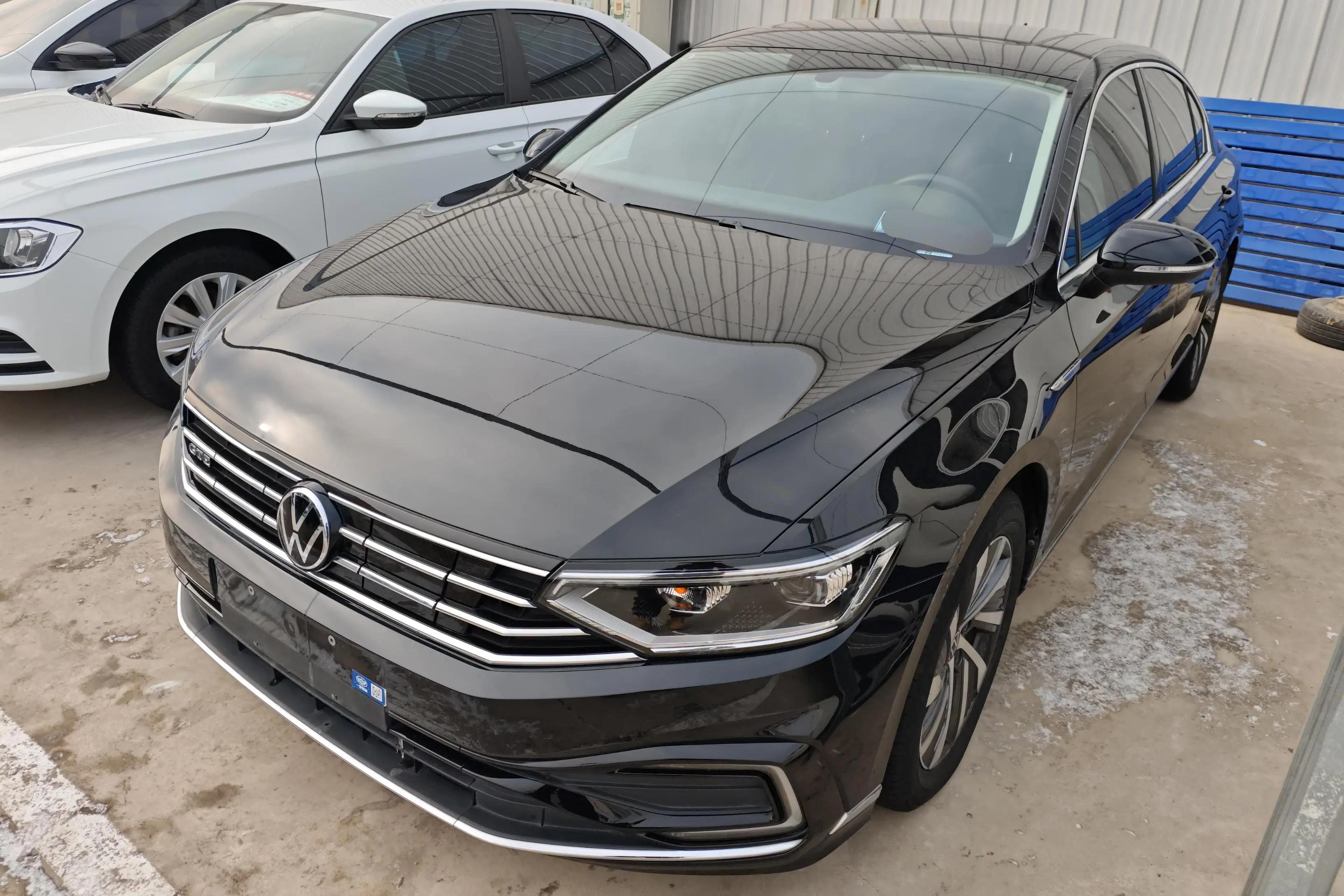 Volkswagen Magotan PHEV 2022 г. 50346 км.
