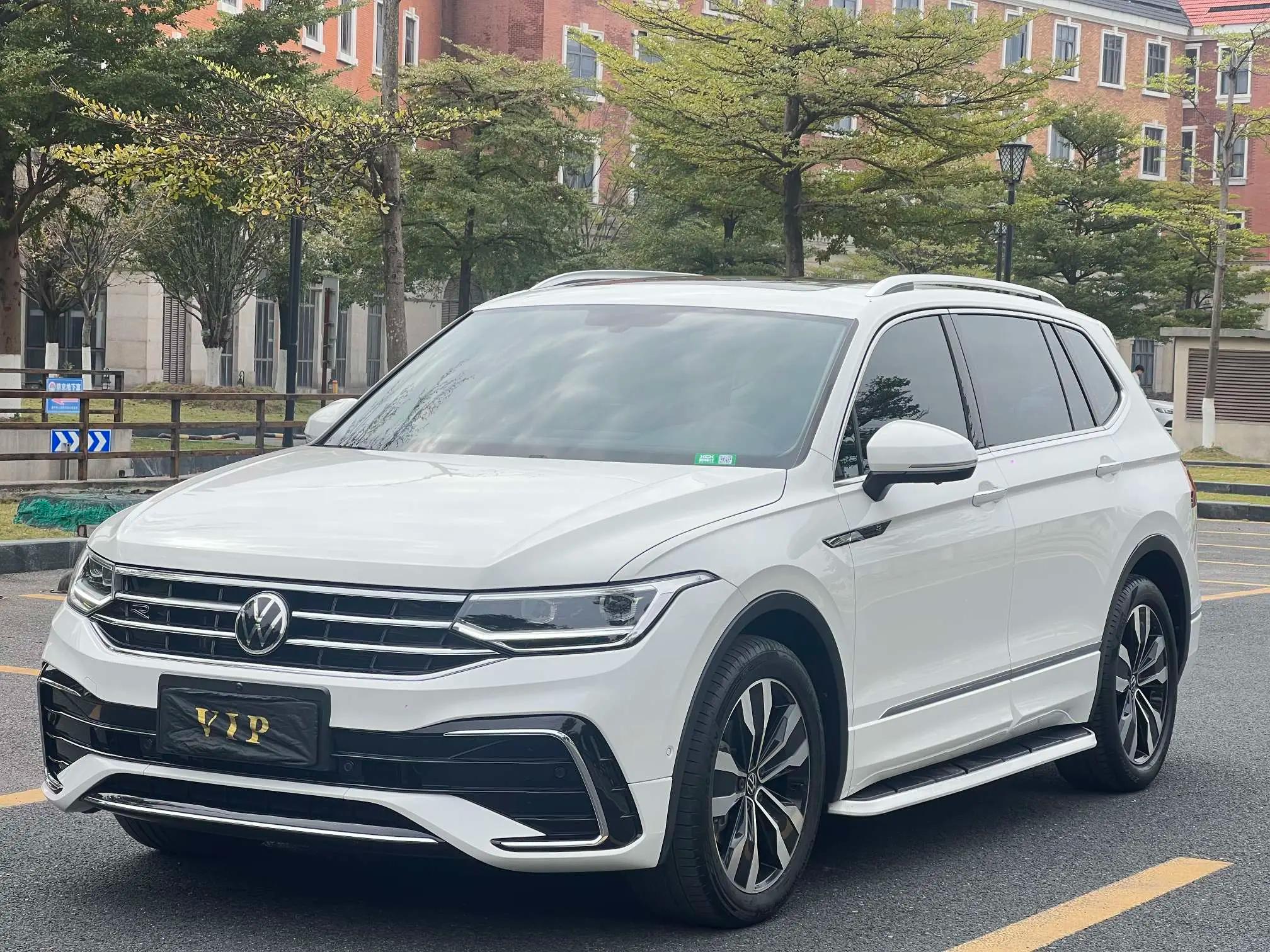 Volkswagen Tiguan L 2022 г. 48042 км.