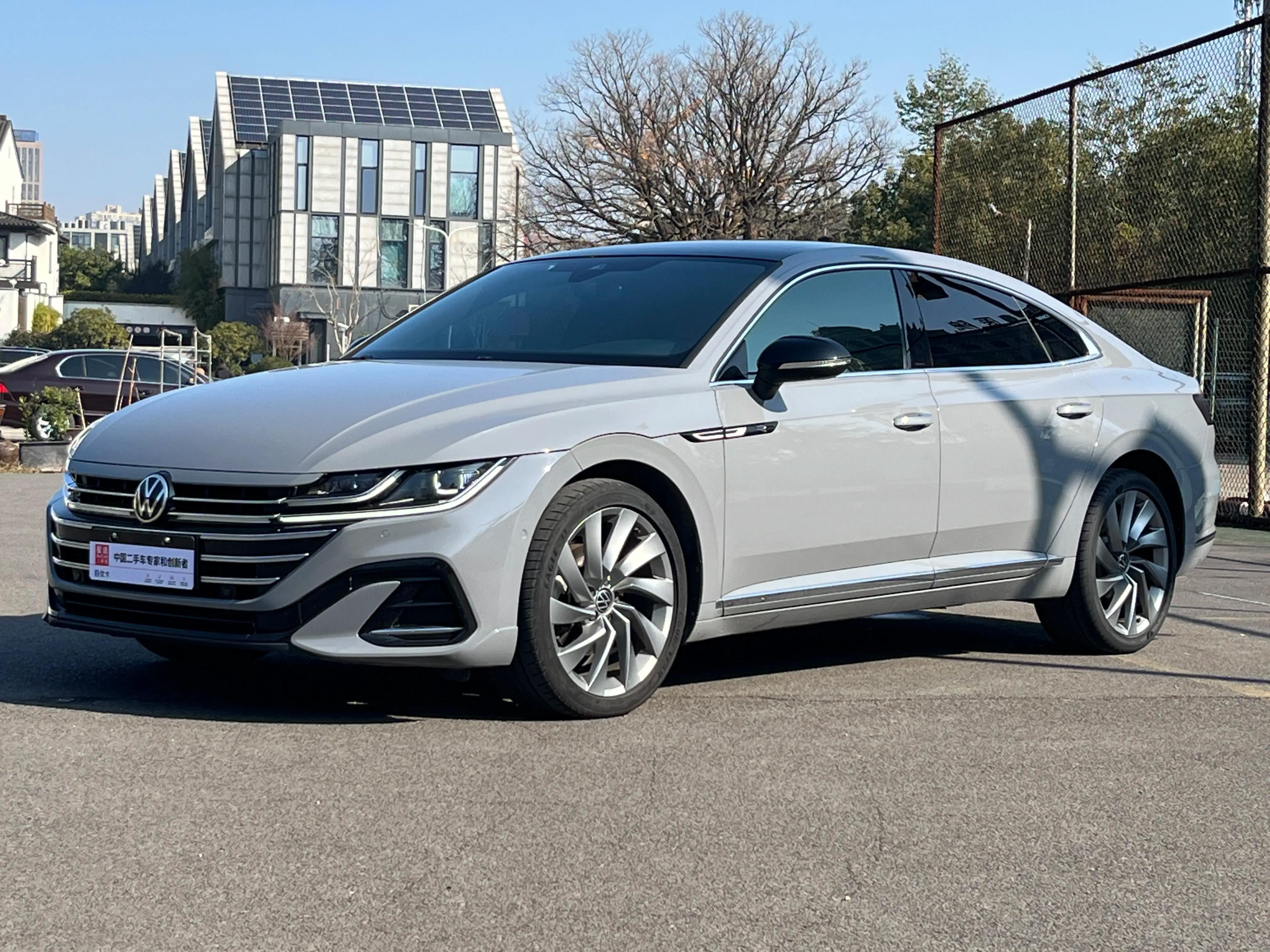 Volkswagen Arteon 2022 г. 82109 км.
