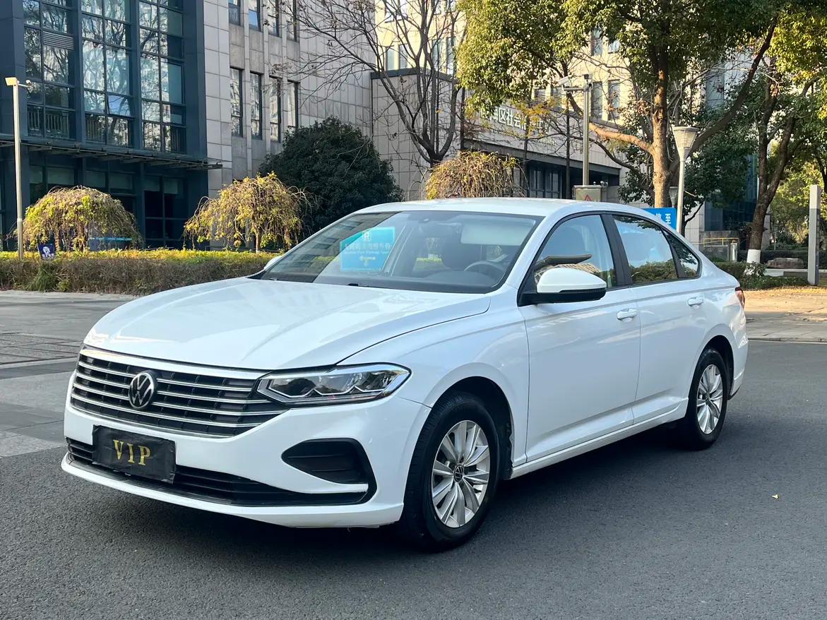 Volkswagen Lavida 2023 г. 36000 км.