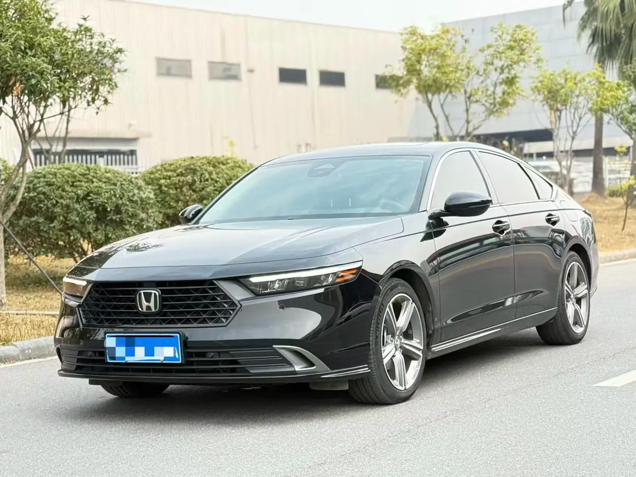 Honda Accord 1.5 CVT (195 л.с.) 2023 г. 40002 км