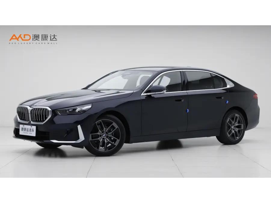 BMW 5 Series 2024 г. 5727 км.