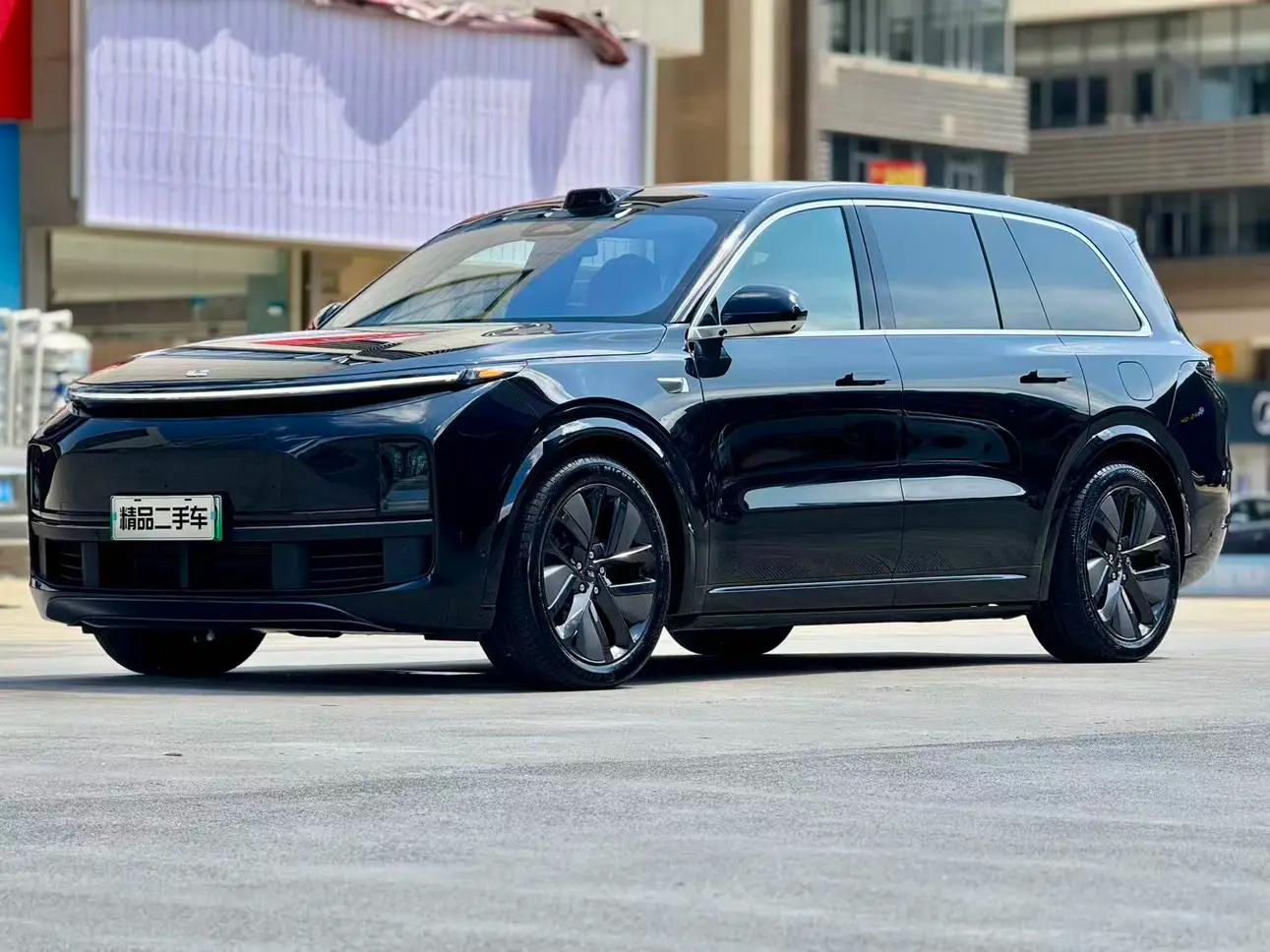 Lixiang L9 2025 г. 8095 км.