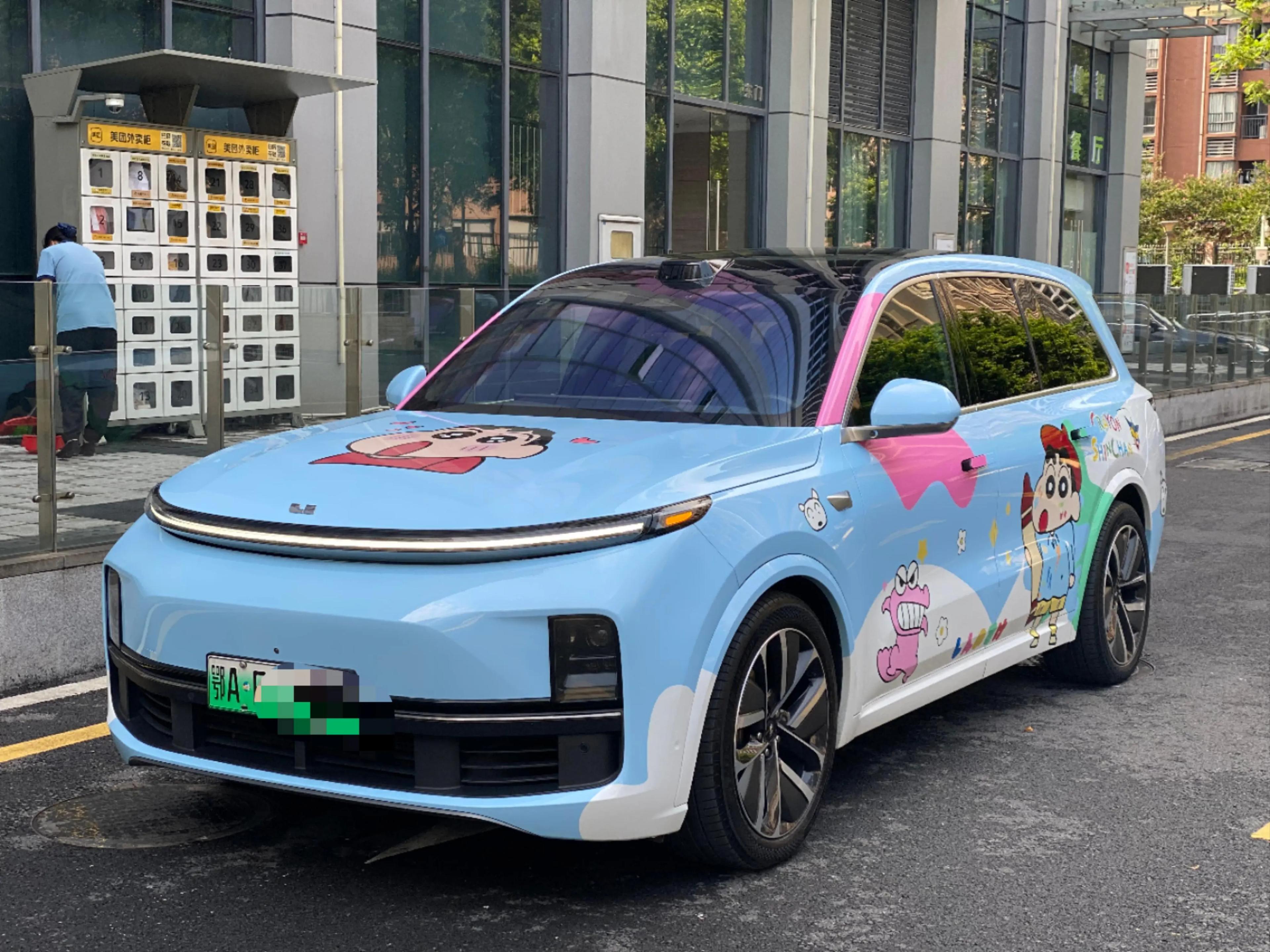 Lixiang L9 2023 г. 111099 км.