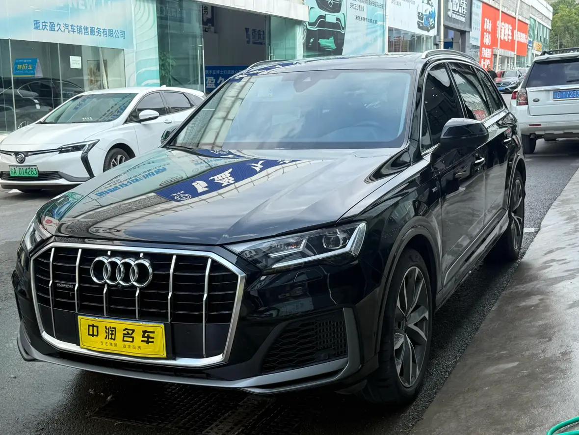 Audi Q7 2023 г. 104636 км.