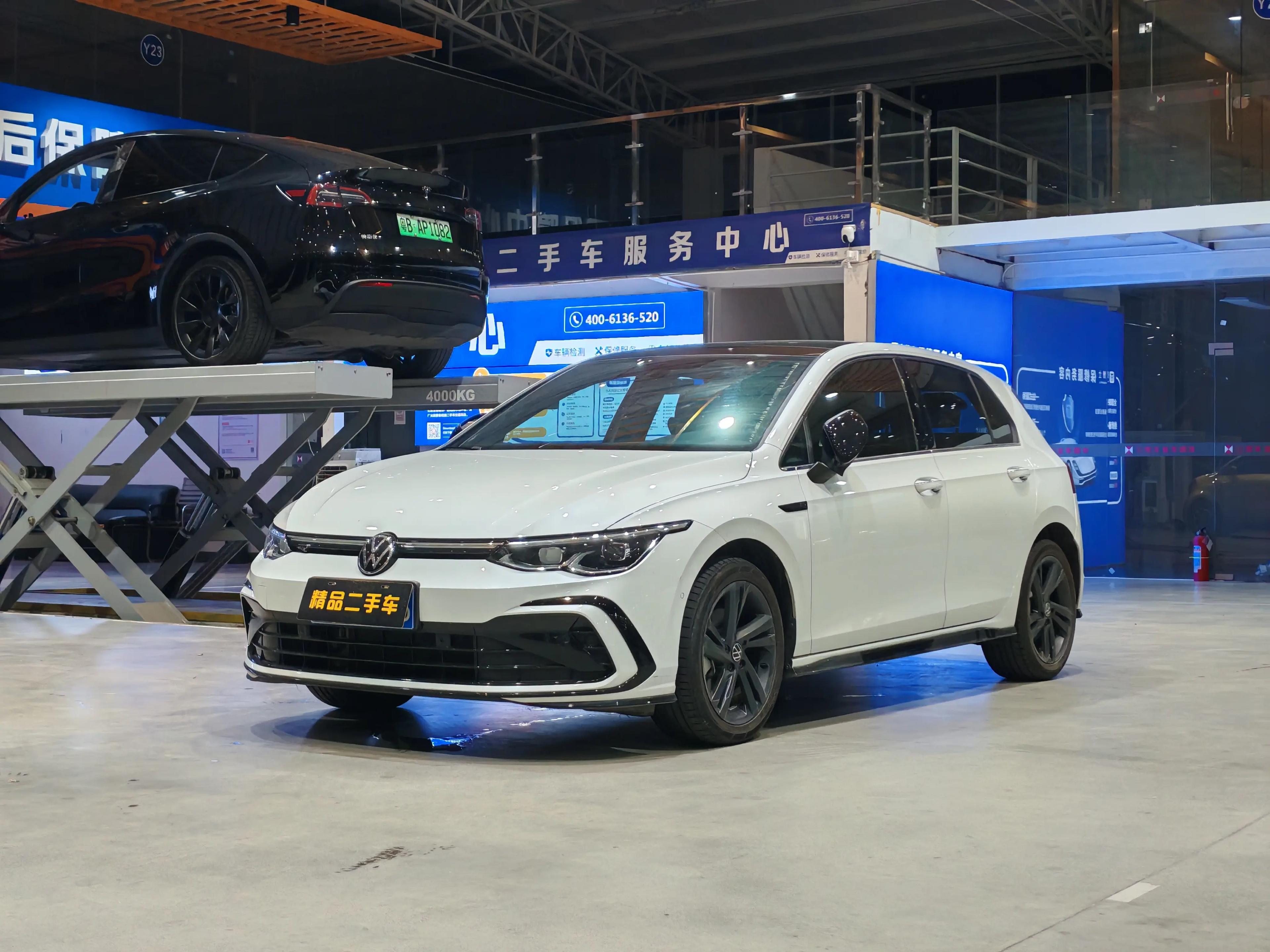 Volkswagen Golf 2024 г. 21000 км.