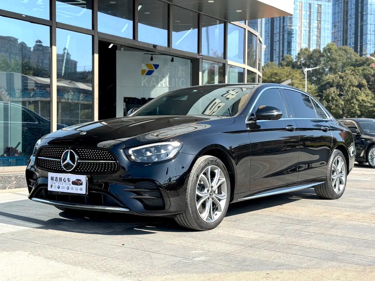 Mercedes-Benz E-Class 2022 г. 50049 км.