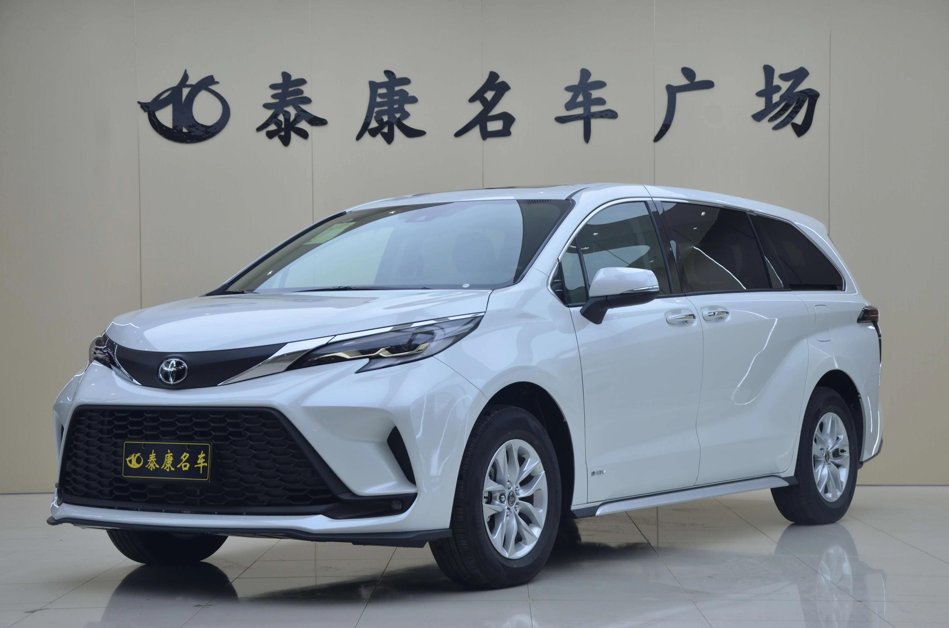Toyota Highlander 2.5hyb 4WD AT (248 л.с.) 2025 г. 104 км