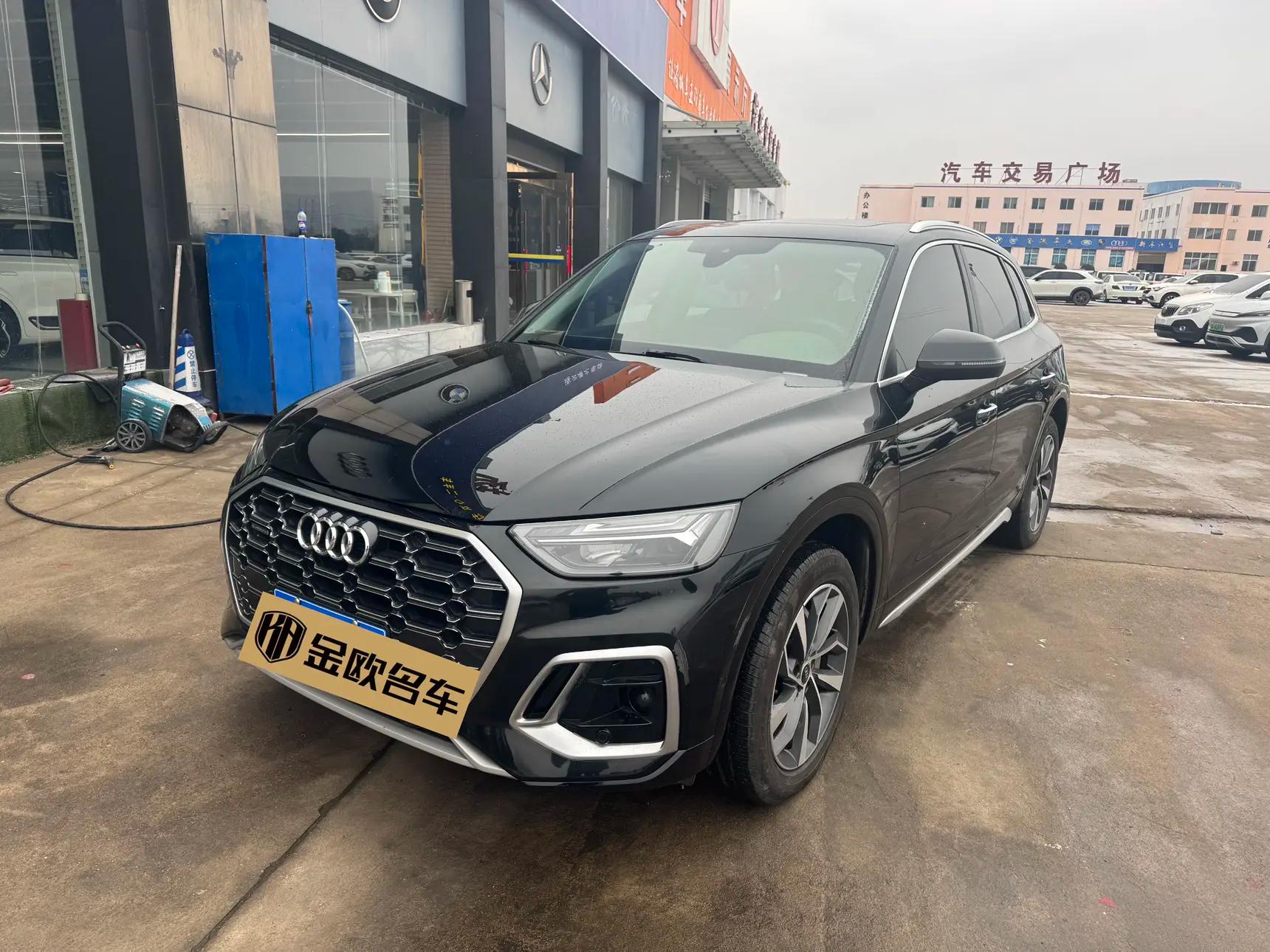 Audi Q5L 2021 г. 28100 км.