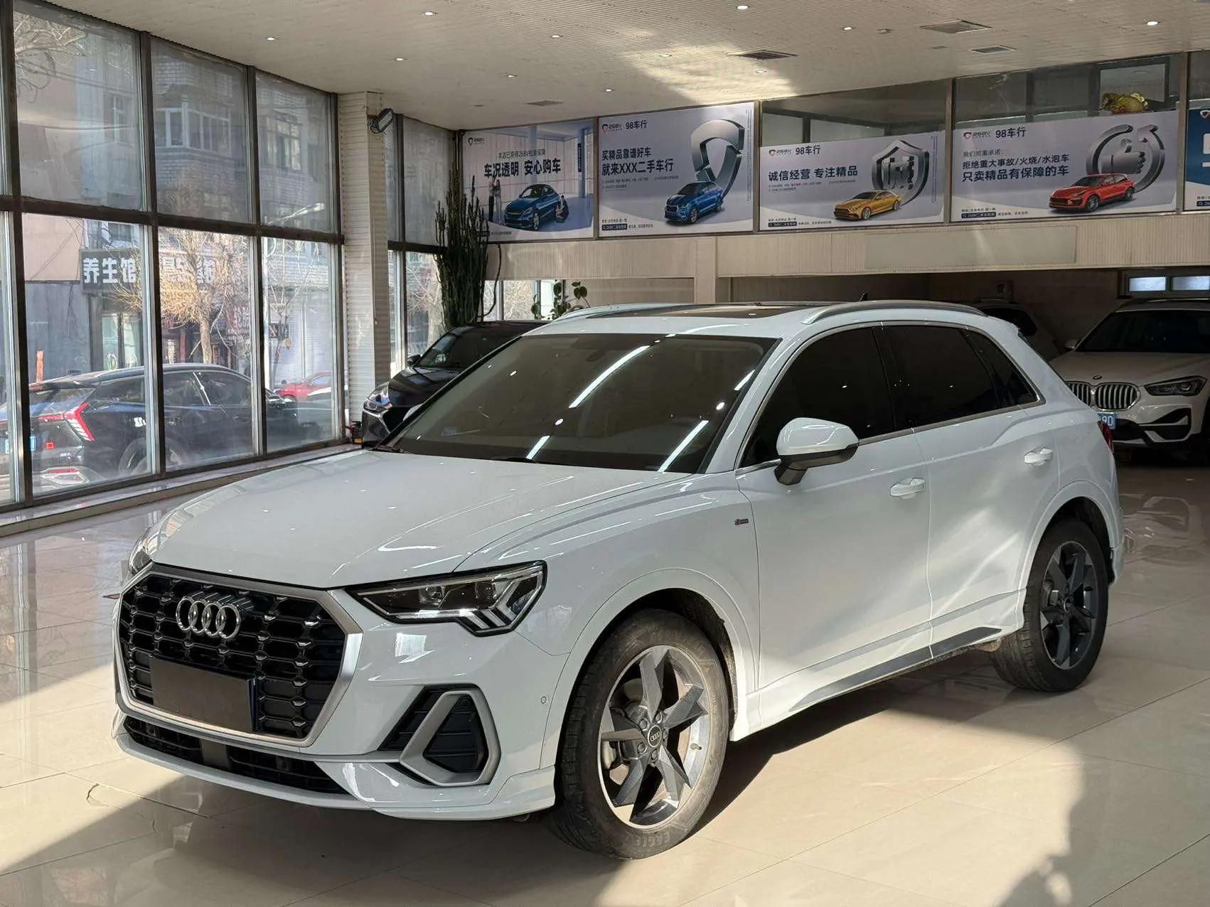 Audi Q3 2022 г. 45144 км.