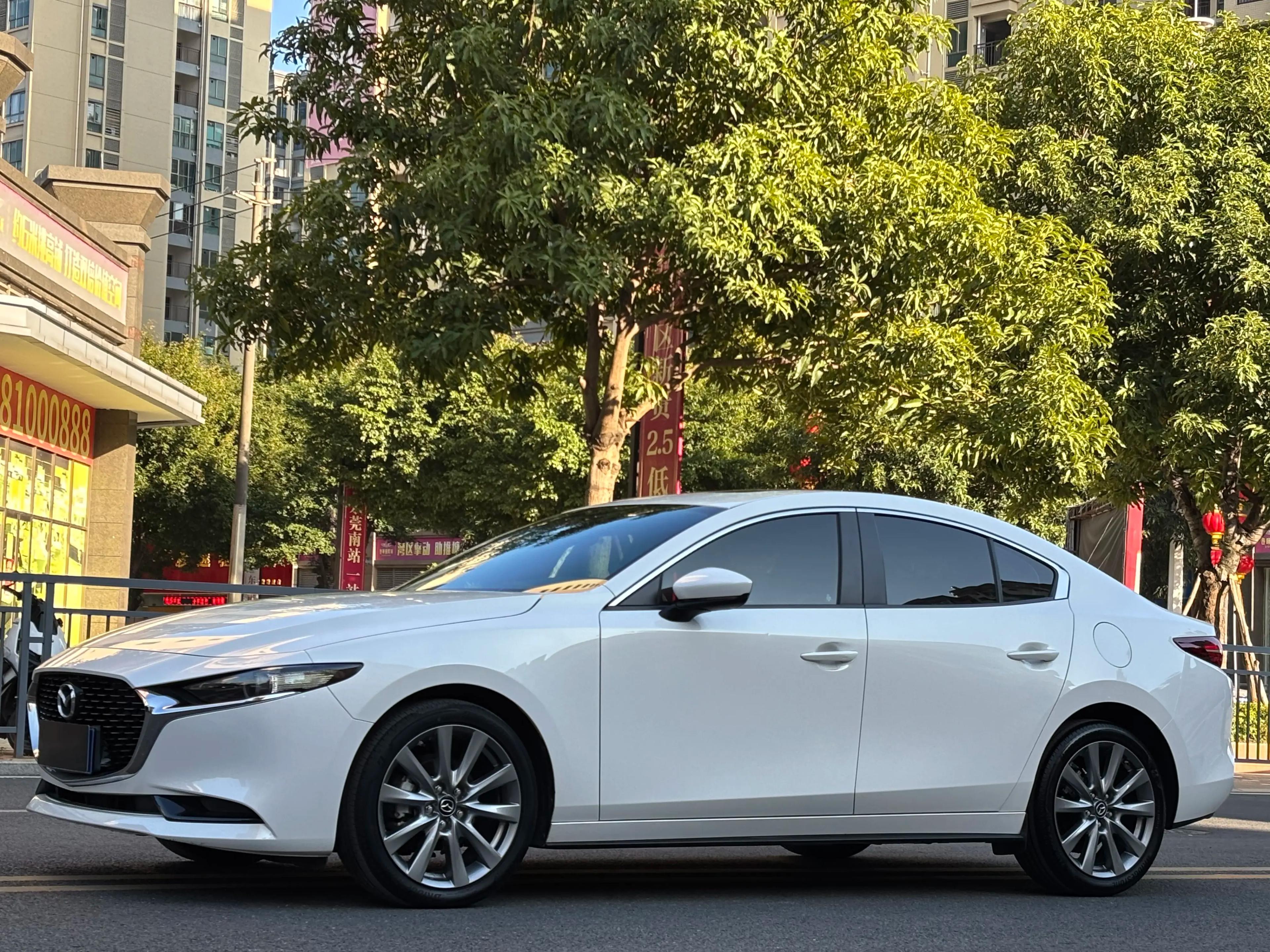 Mazda Axela 2024 г. 18124 км.