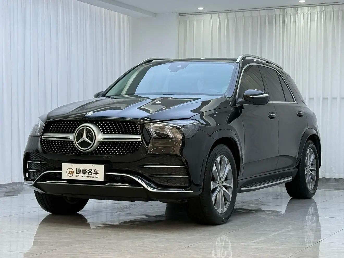 Mercedes-Benz GLE 2023 г. 12126 км.