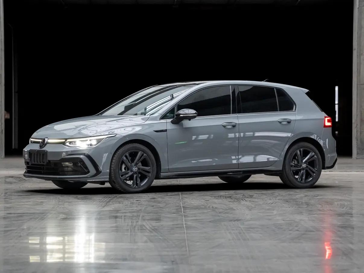 Volkswagen Golf 2023 г. 19000 км.