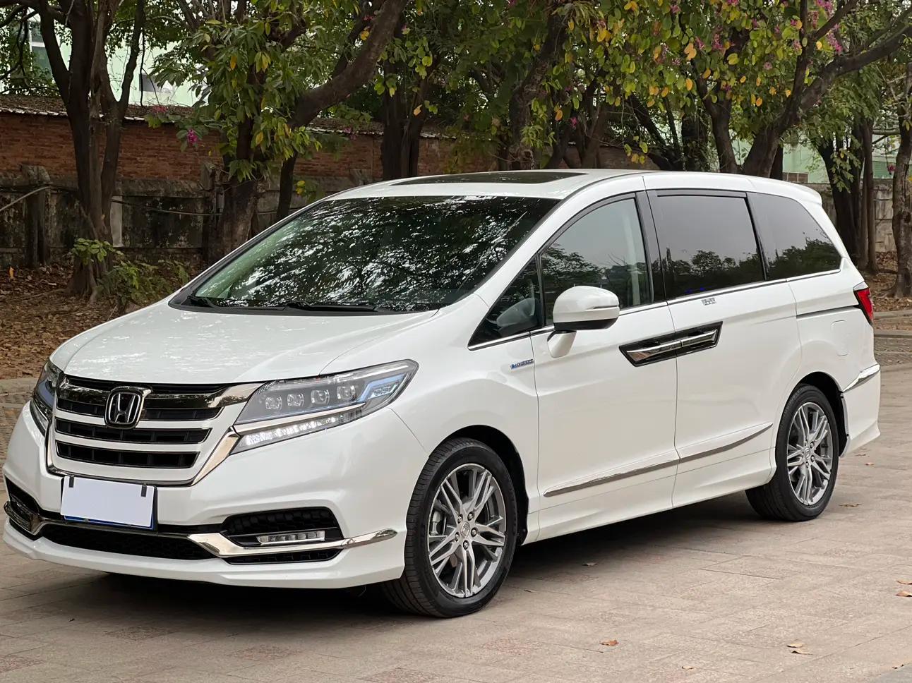 Honda Elysion 2021 г. 52078 км.