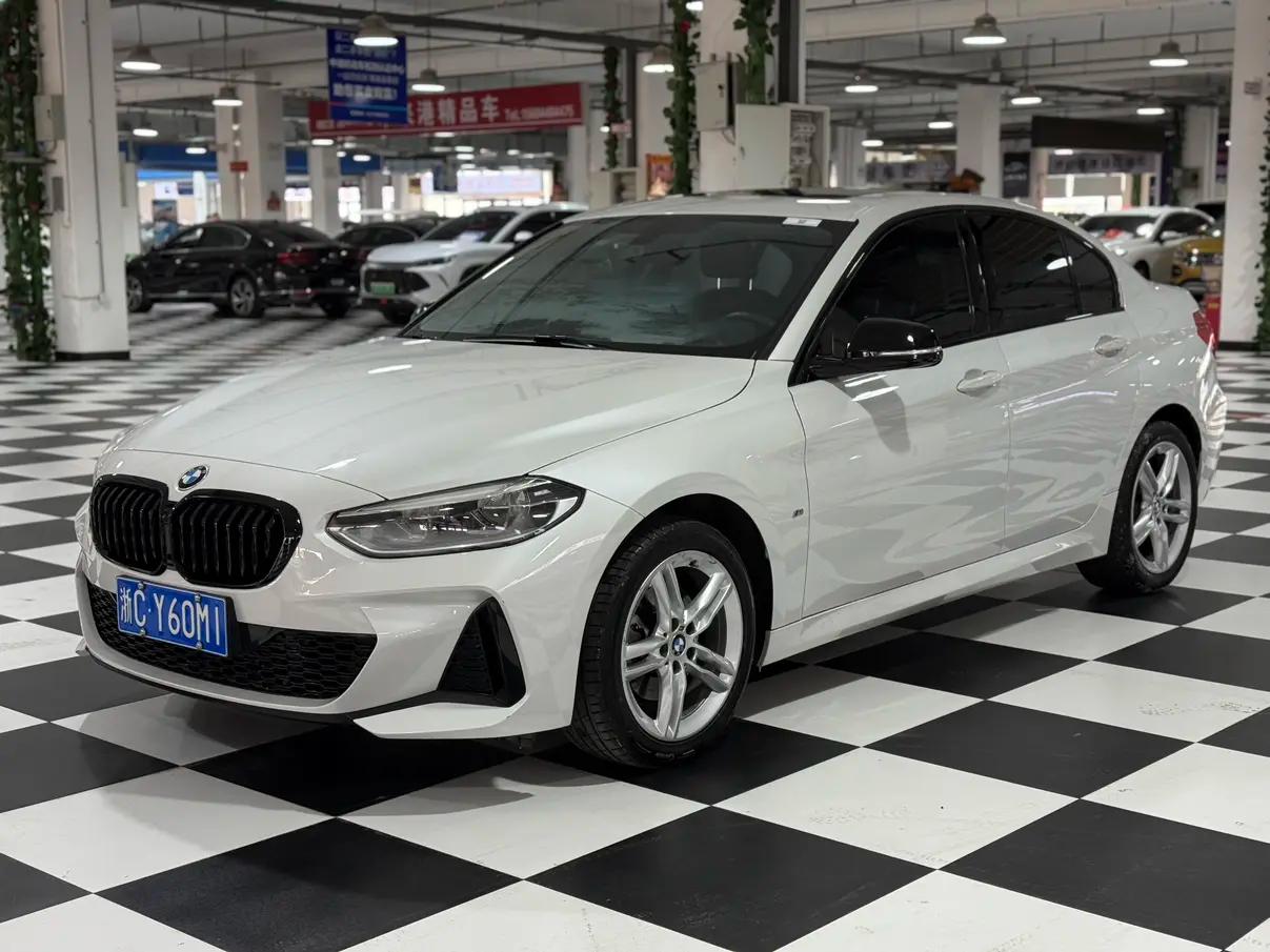 BMW 1 Series 2021 г. 20055 км.