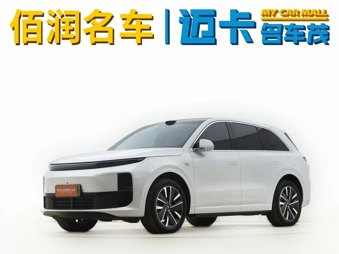 Lixiang L6 2025 г. 6077 км.