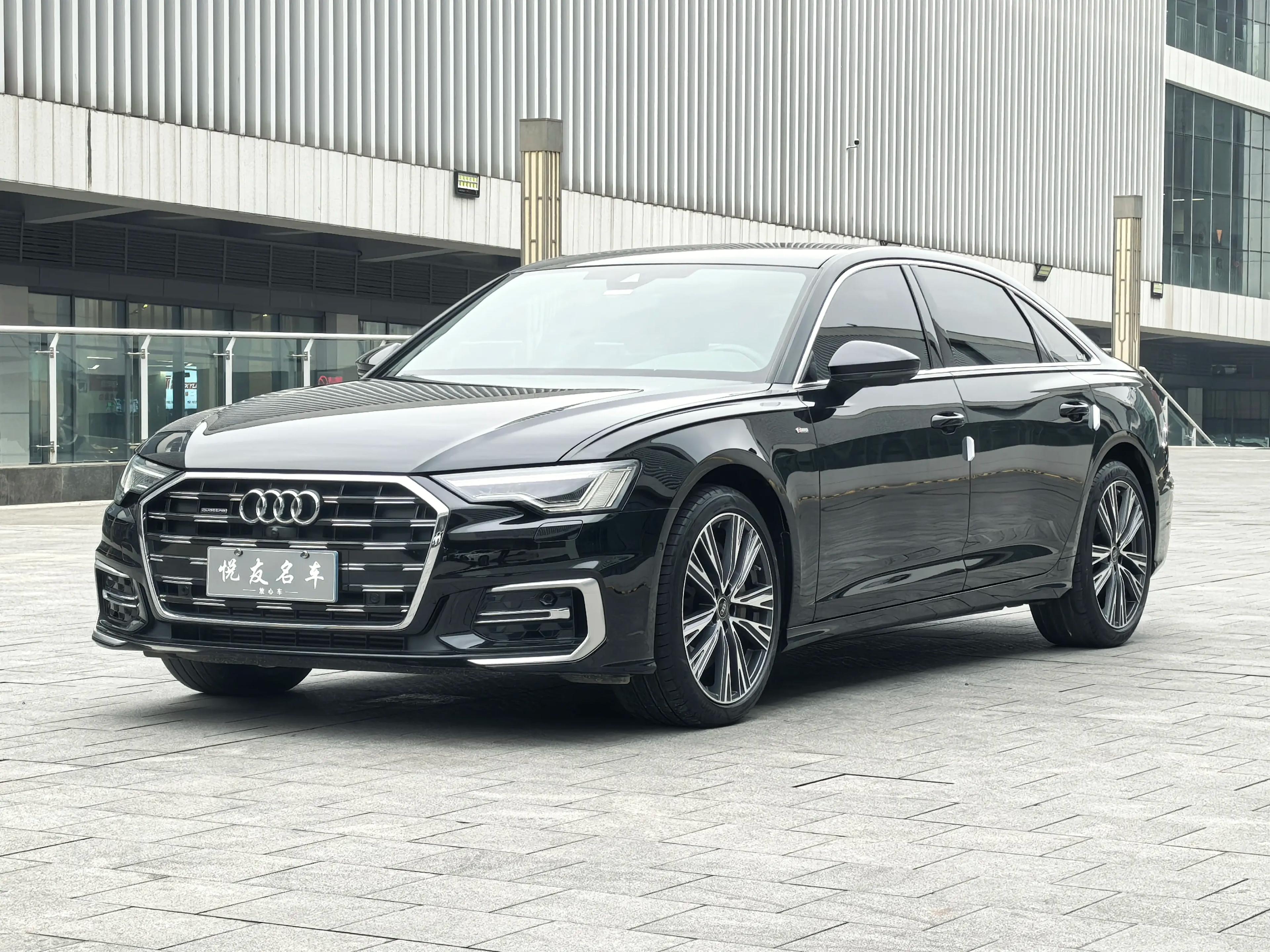 Audi A6L 2024 г. 30104 км.