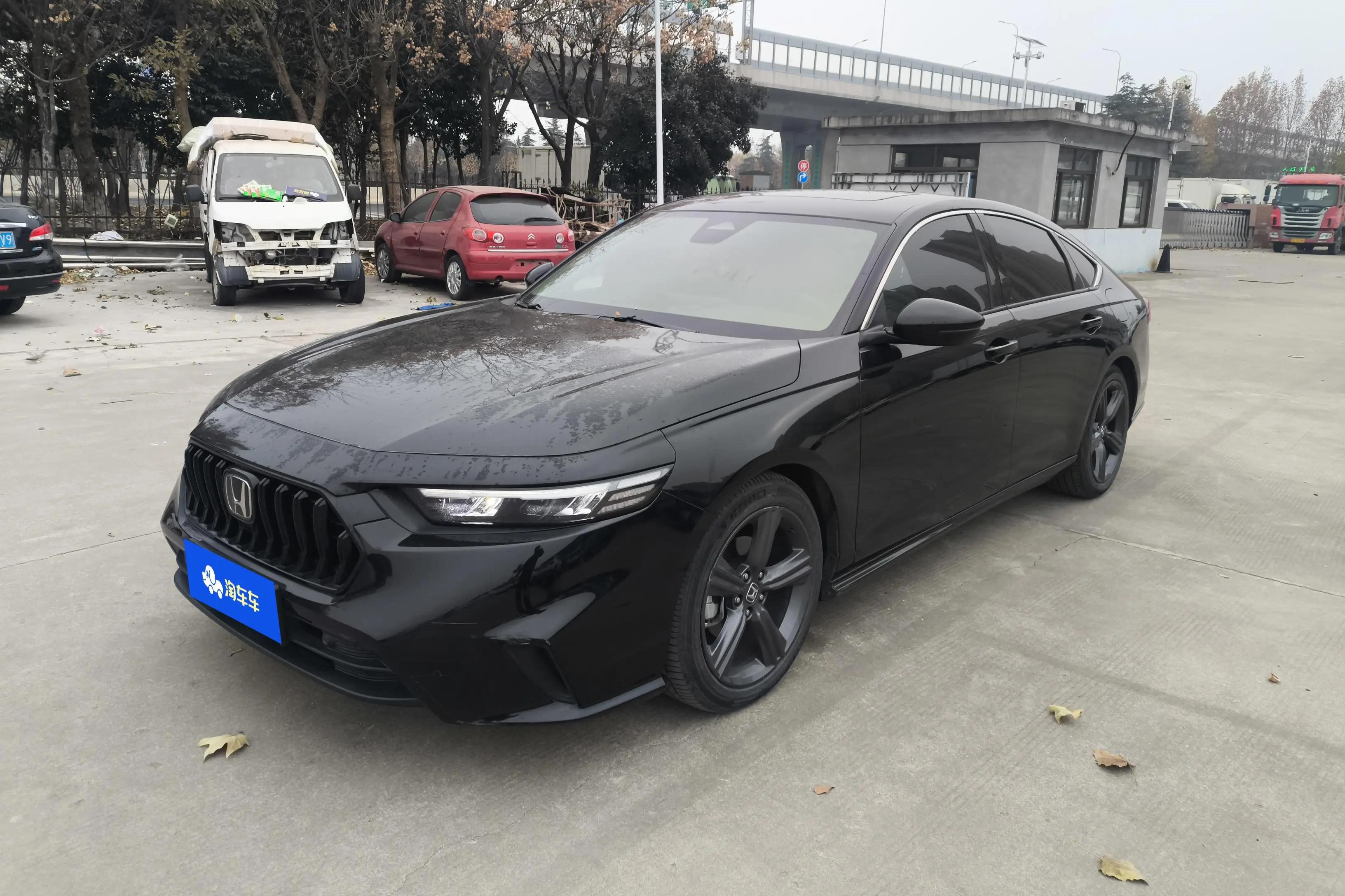 Honda Inspire 2023 г. 22599 км.