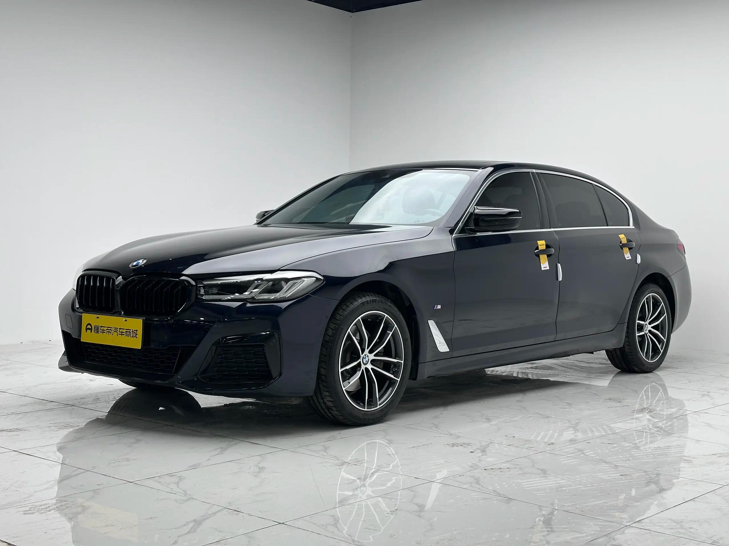 BMW 5 Series 2023 г. 21405 км.