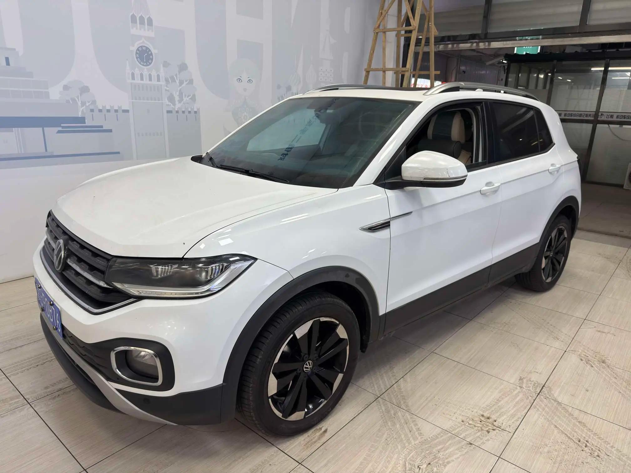 Volkswagen Explore the shadows 2022 г. 18013 км.