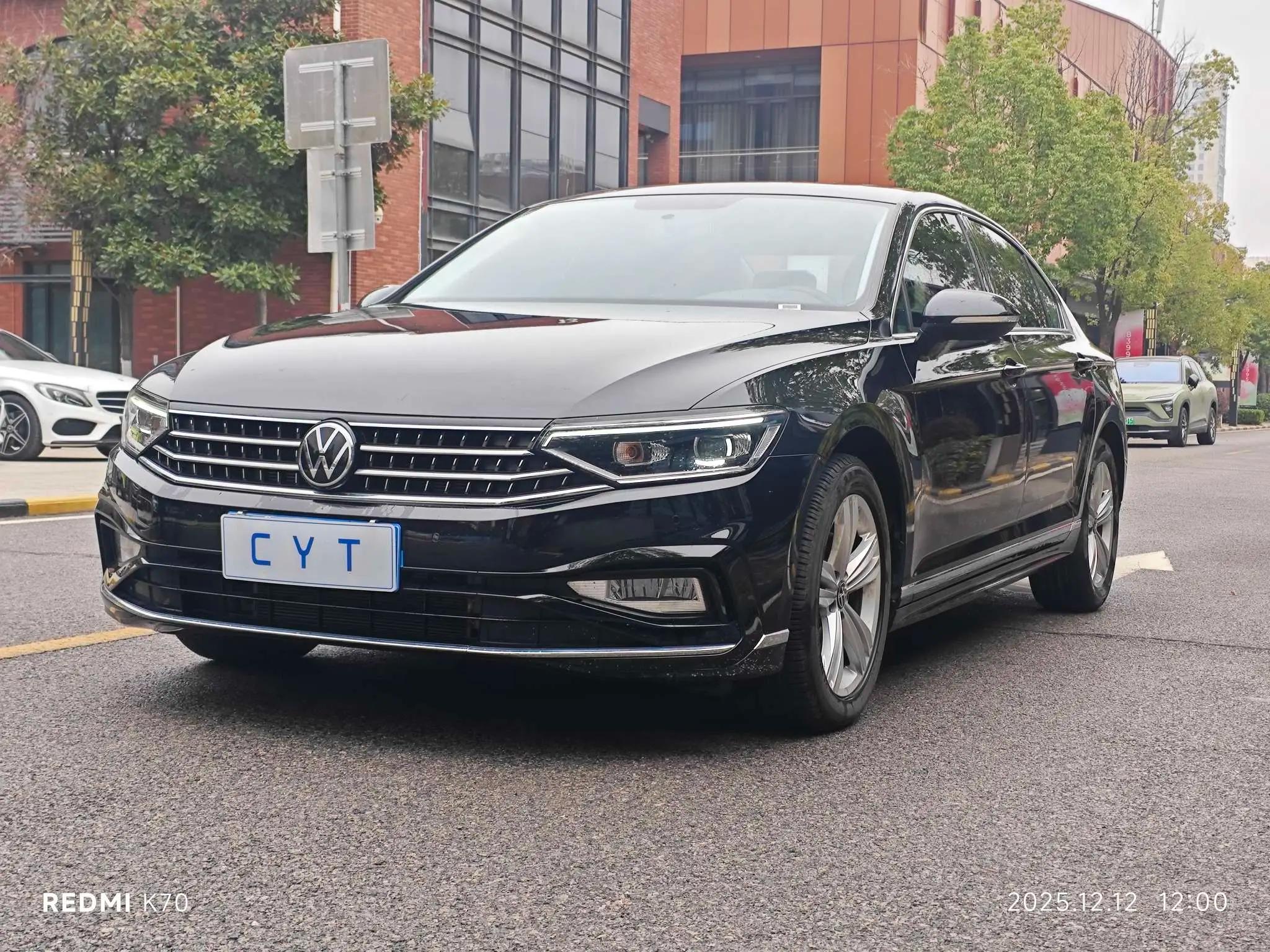 Volkswagen Magotan 2025 г. 26089 км.