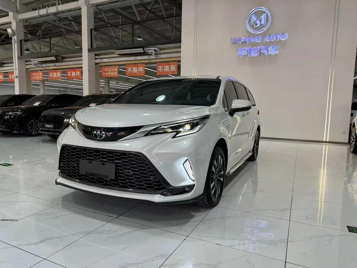 Toyota Granvia 2025 г. 21573 км.