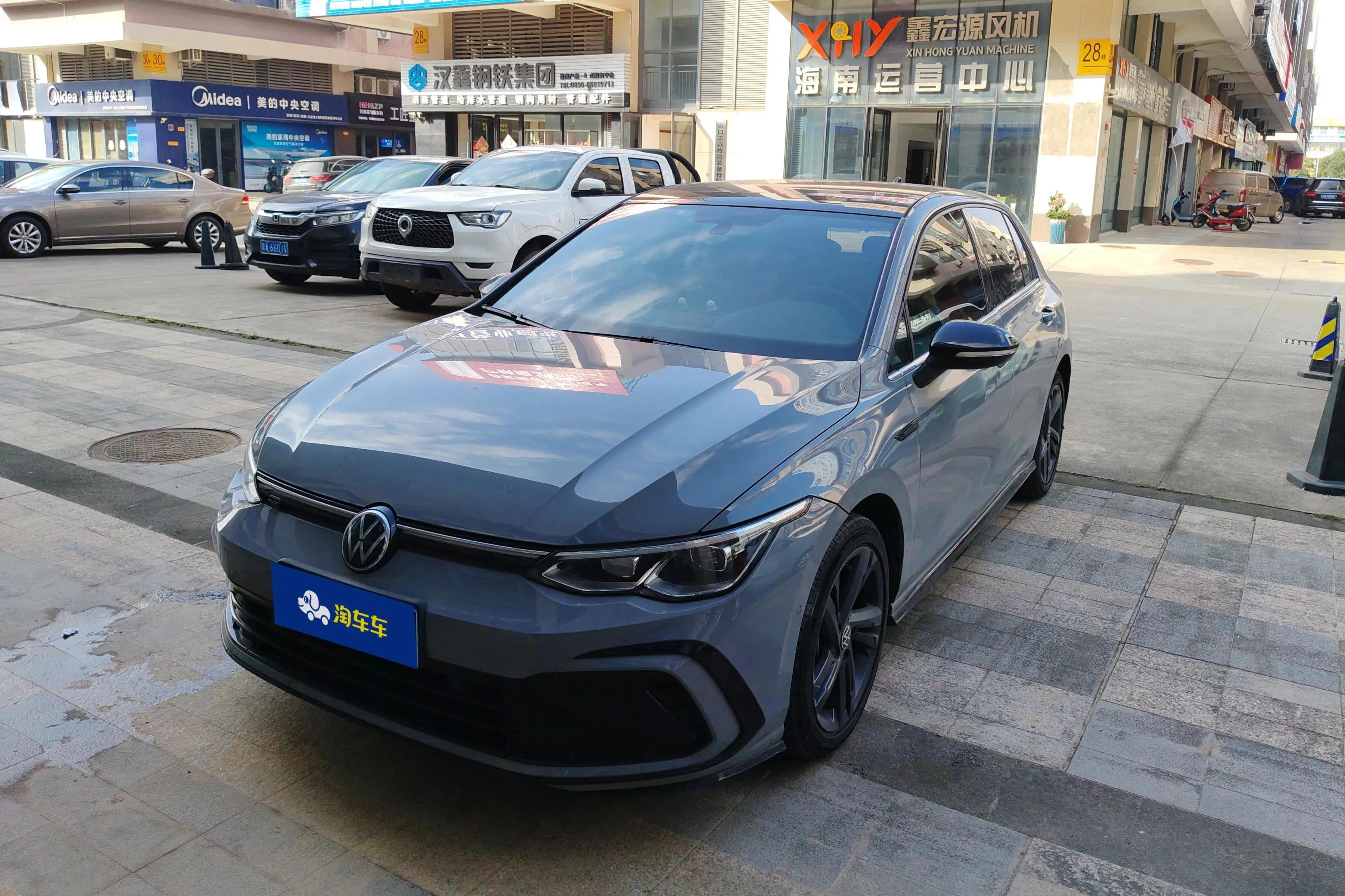 Volkswagen Golf 2023 г. 73226 км.
