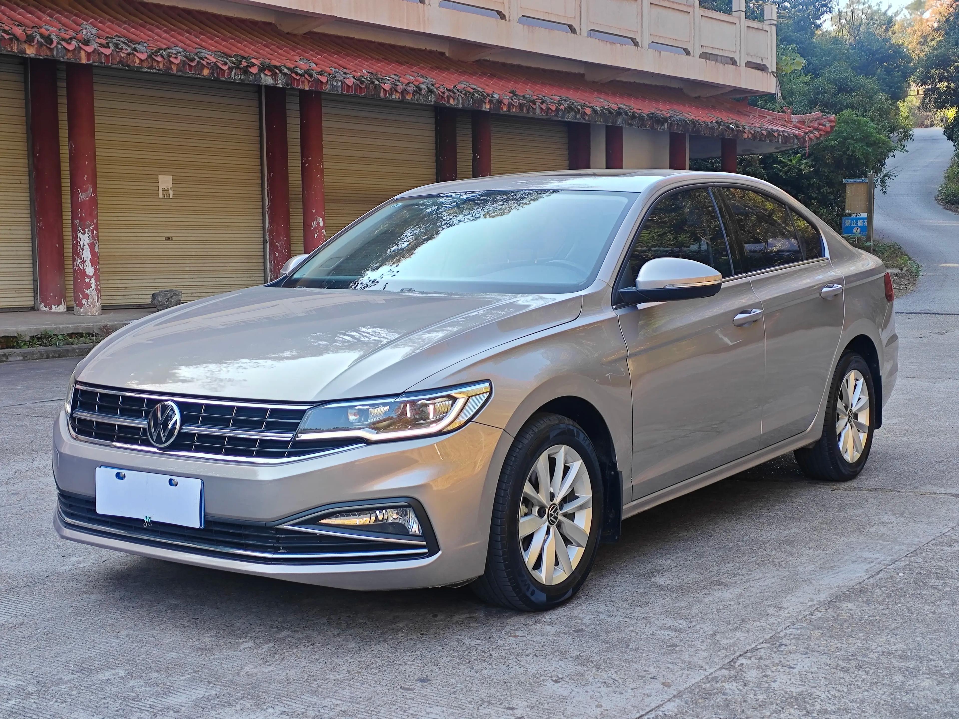 Volkswagen Bora 2021 г. 70008 км.